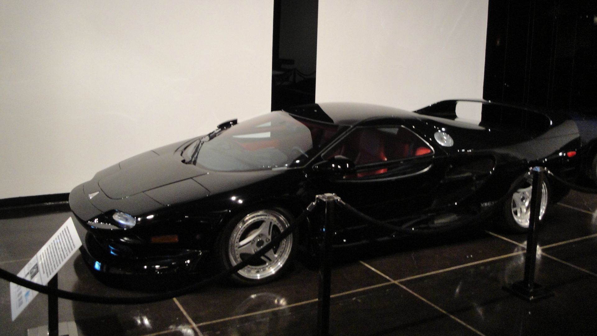 A 1998 Vector M12