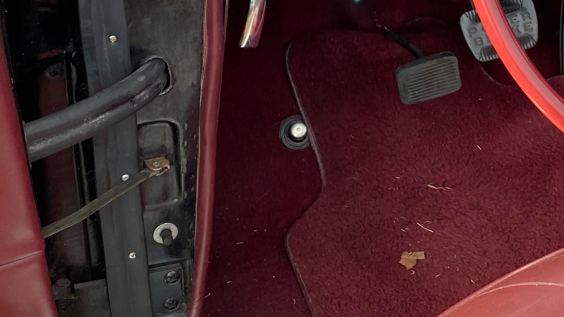 Driver's cockpit in a 1954 Hudson Hornet convertible. Last year of the