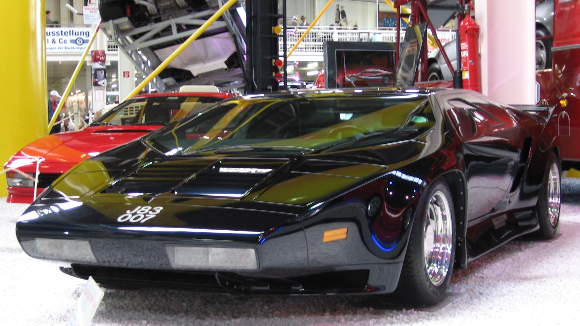 A Vector W8 Twin Turbo from 1992 at the Auto- und Technikmuseum Sinsheim / Germany.
Picture taken in may 2006 by Christian Kath (me).