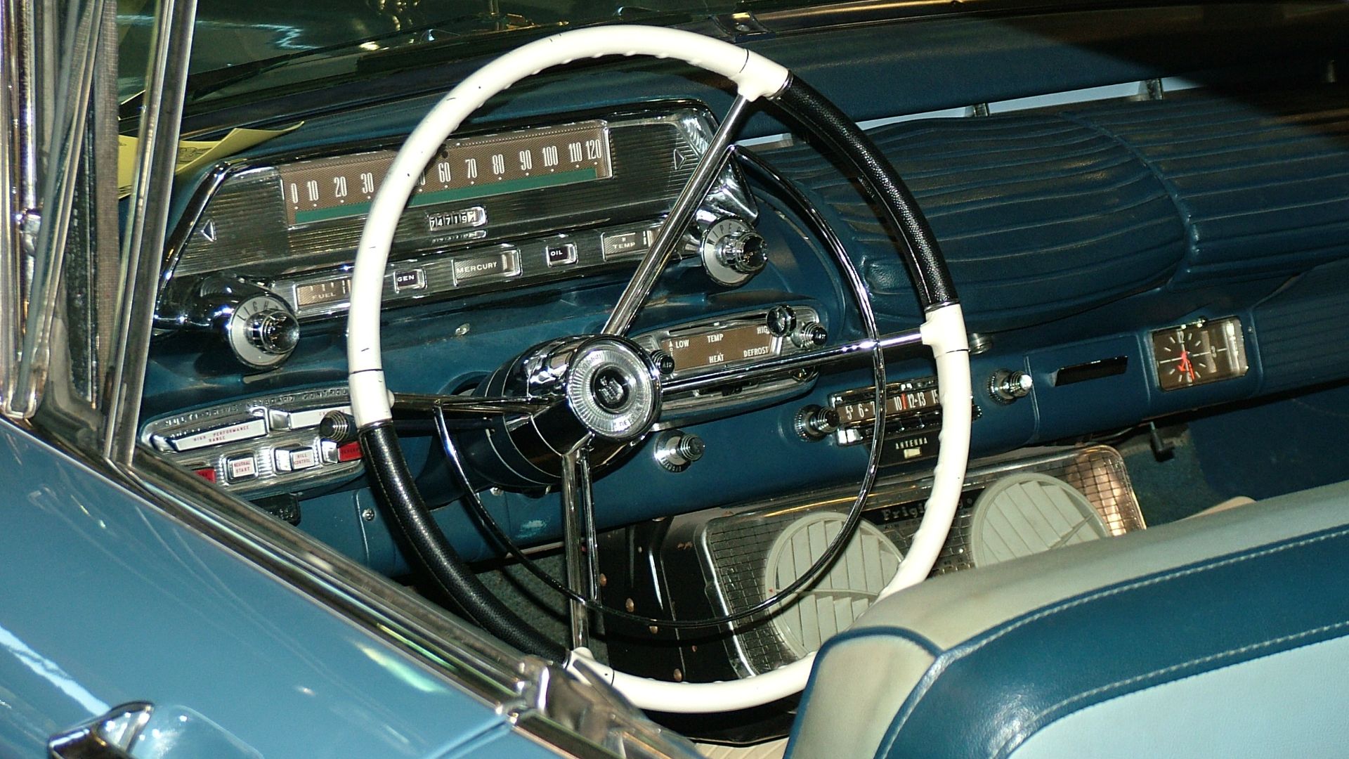 Mercury Park Lane, 1958 cockpit showing
