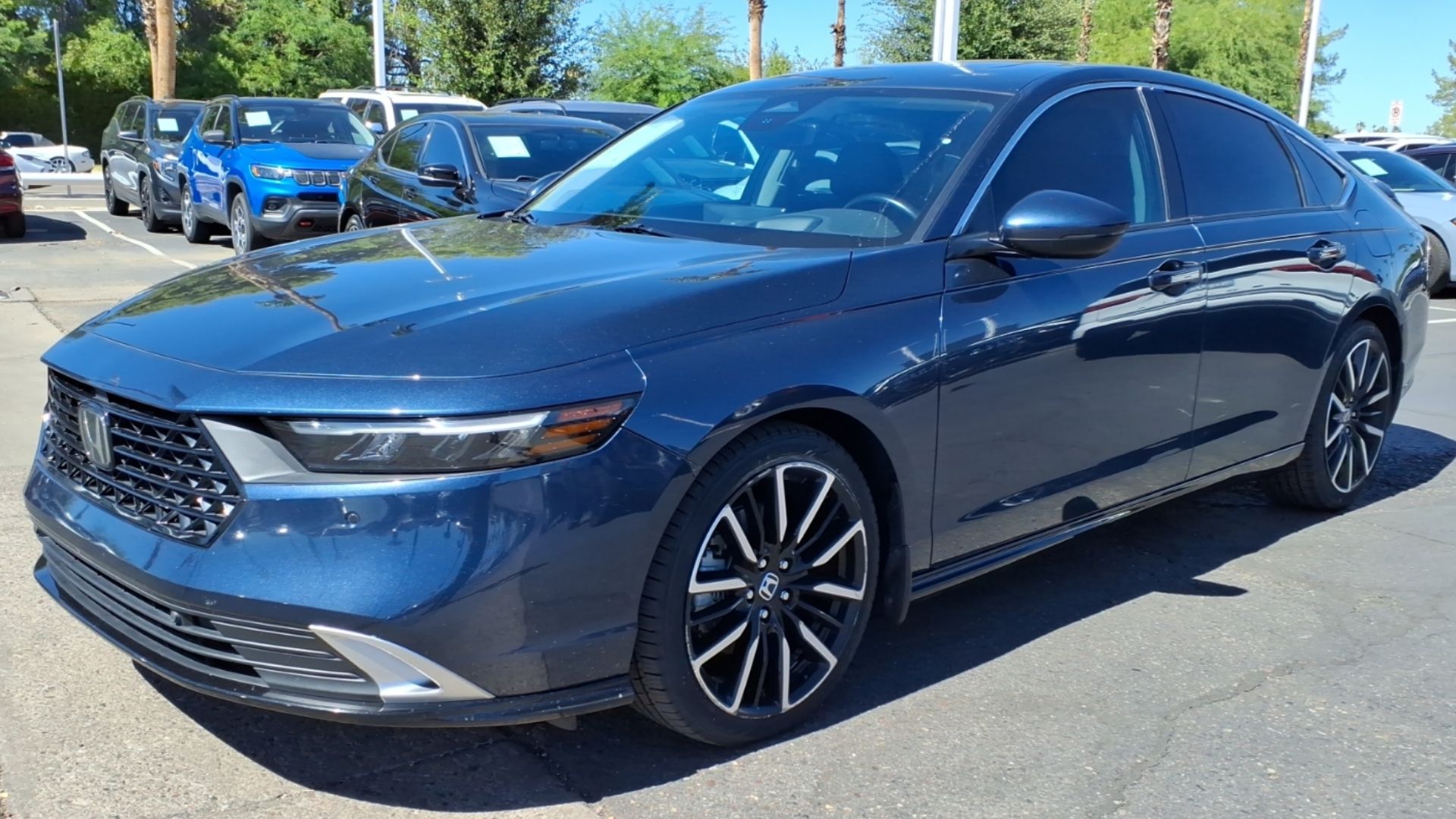 23 Honda Accord Hybrid Touring - Shot at Earnhardt Toyota in Mesa AZ