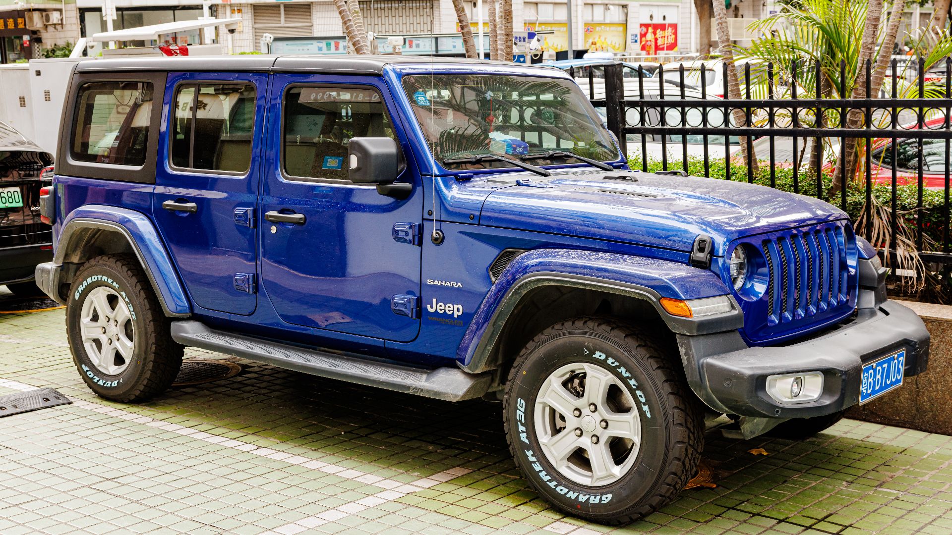 JEEP WRANGLER SAHARA (JL) China