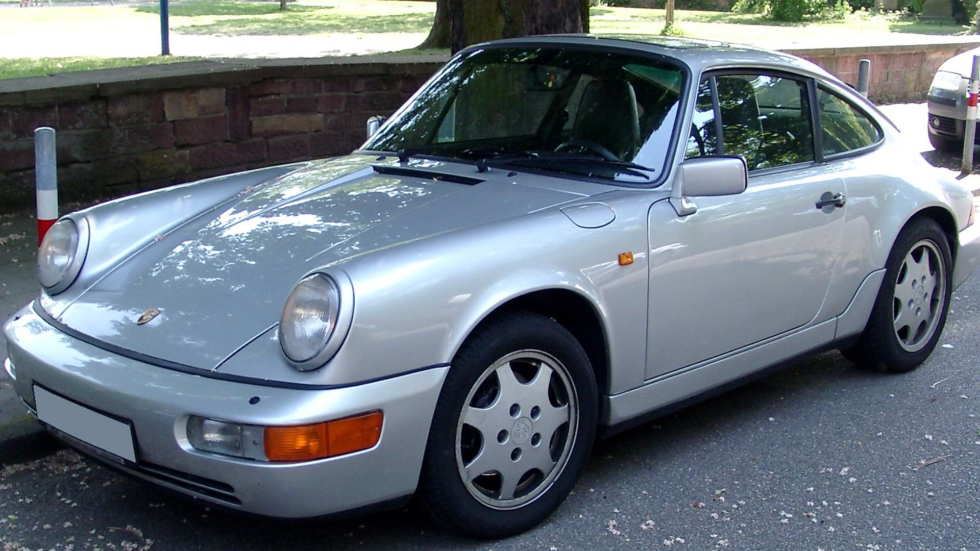 Porsche 964