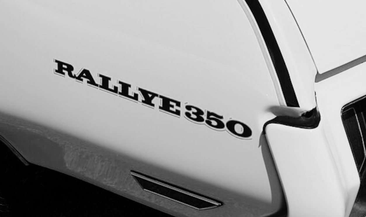 1970 Oldsmobile Cutlass Rallye 350