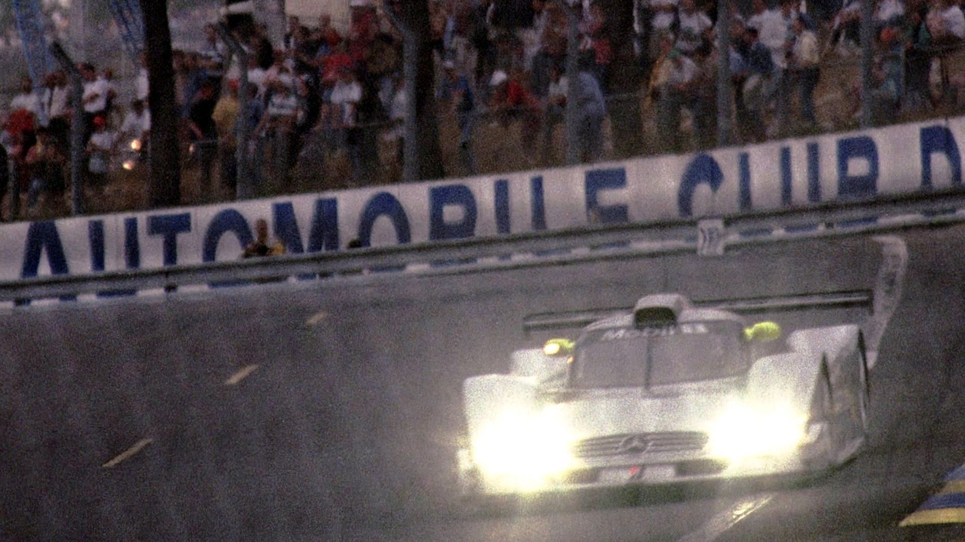 Mercedes-Benz CLR - Pedro Lamy, Bernd Schneider & Franck Lagorce  exits the Esses at the 1999 Le Mans