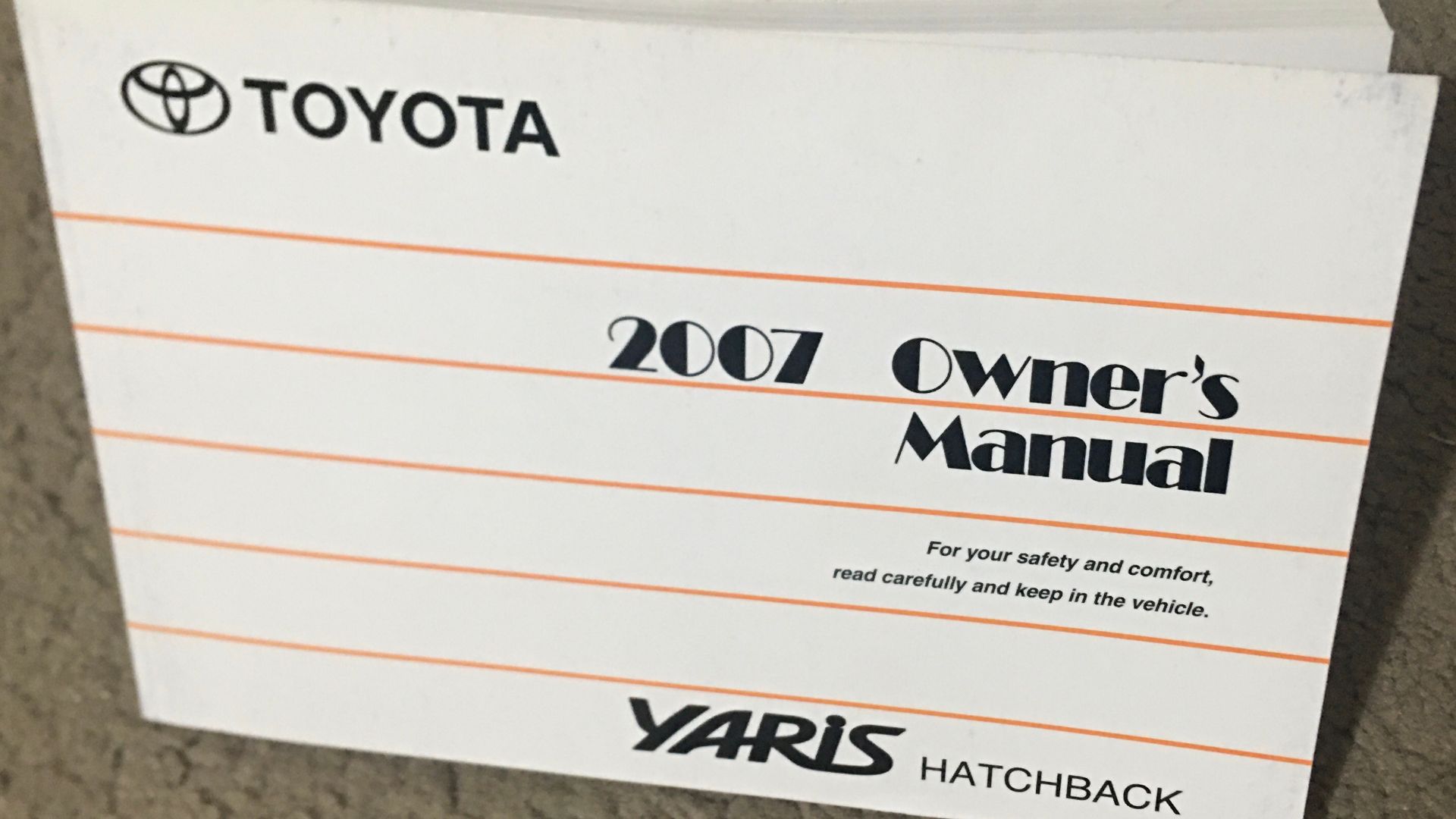2007 Toyota Yaris hatchback owner’s manual