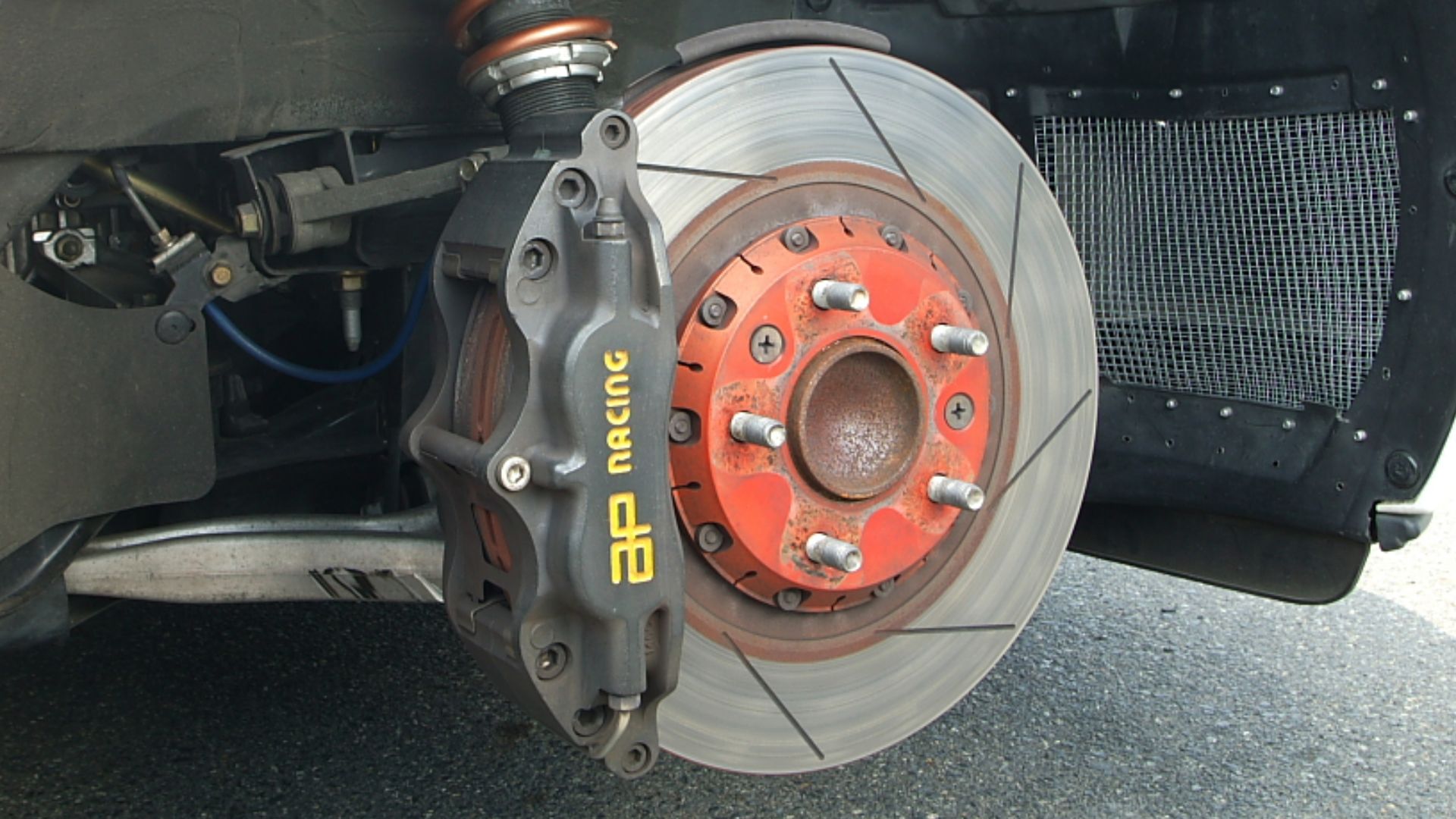 AP Racing disk-brake.
