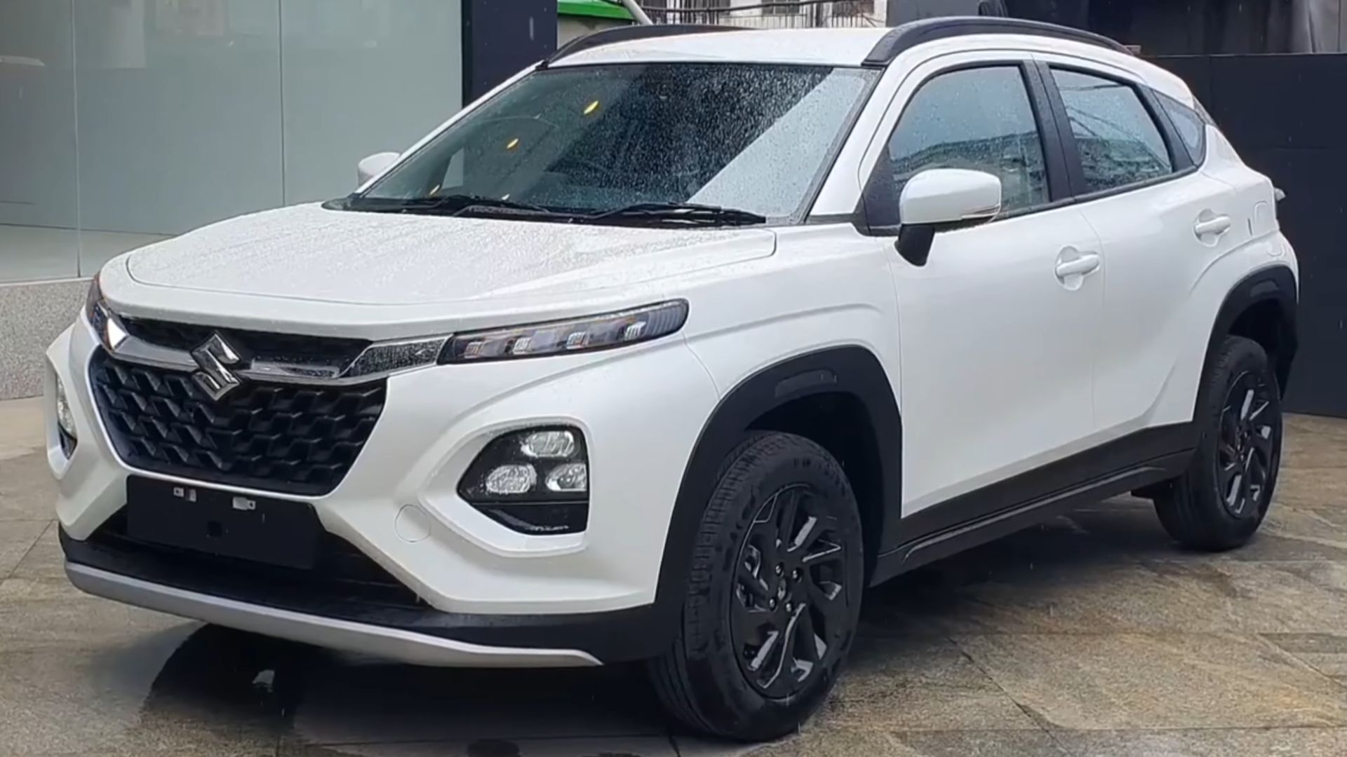 2023 Suzuki Fronx 1.2 Delta+ (India) front view