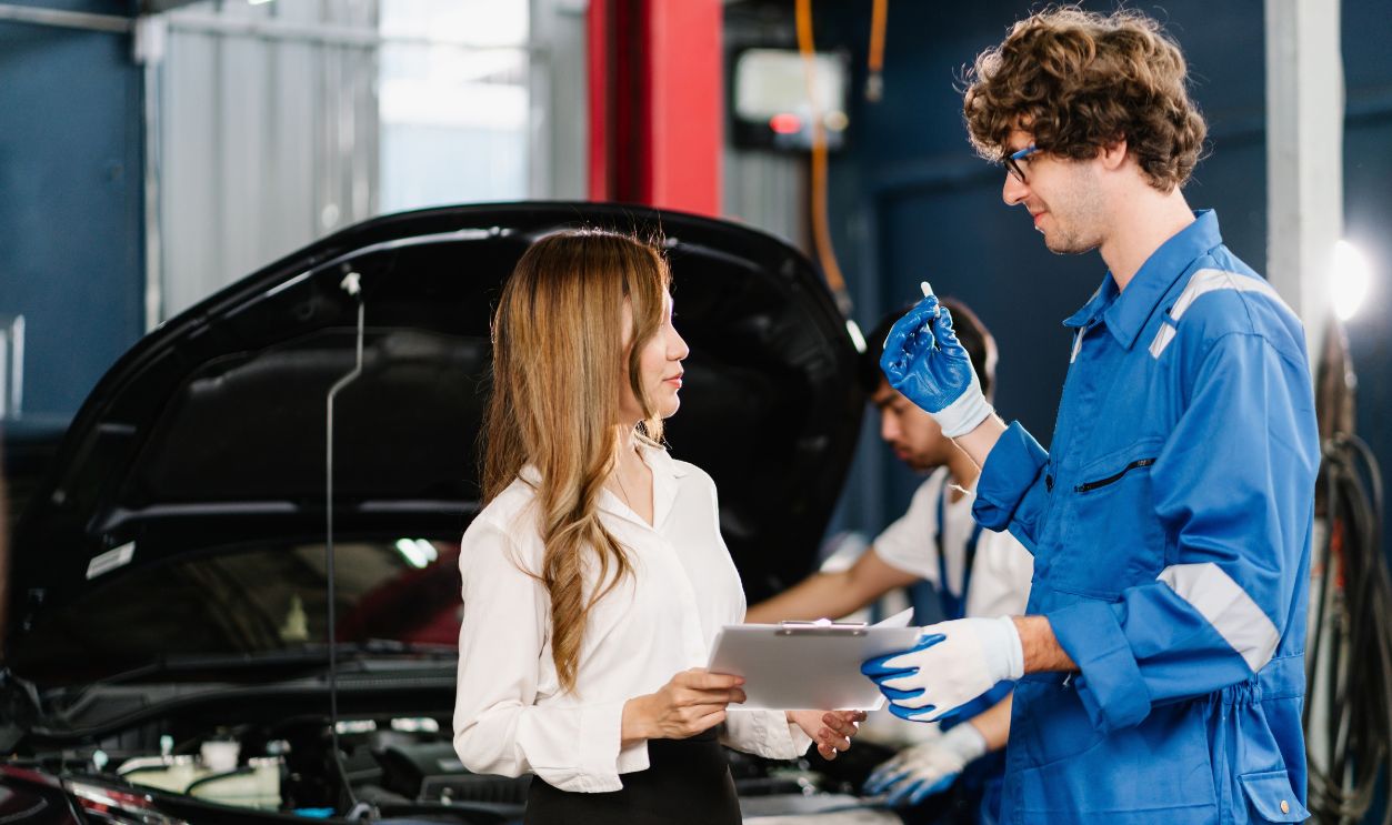 talking with car mechanic