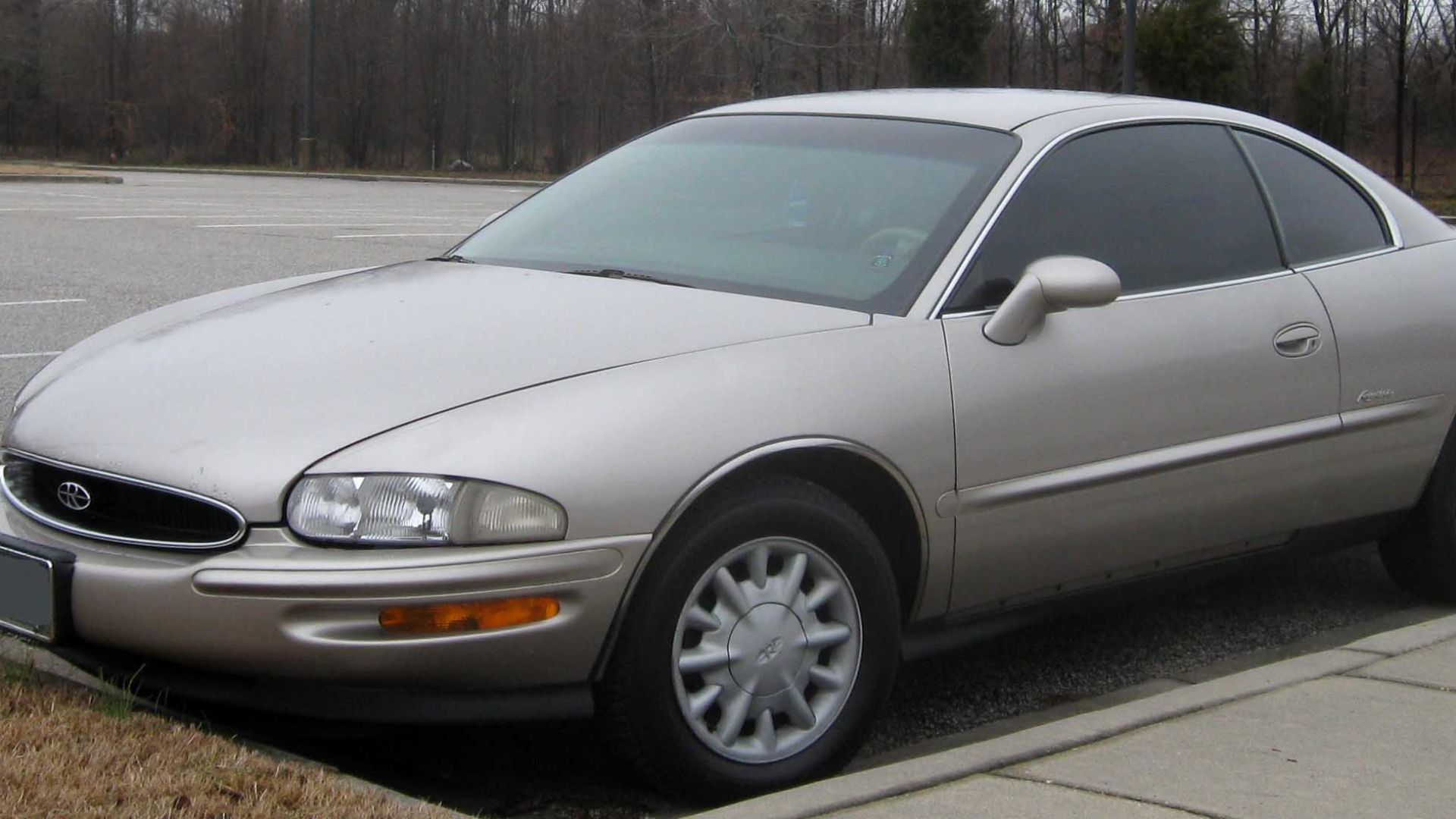 1995-1999 Buick Riviera photographed in Fort Washington, Maryland, USA.