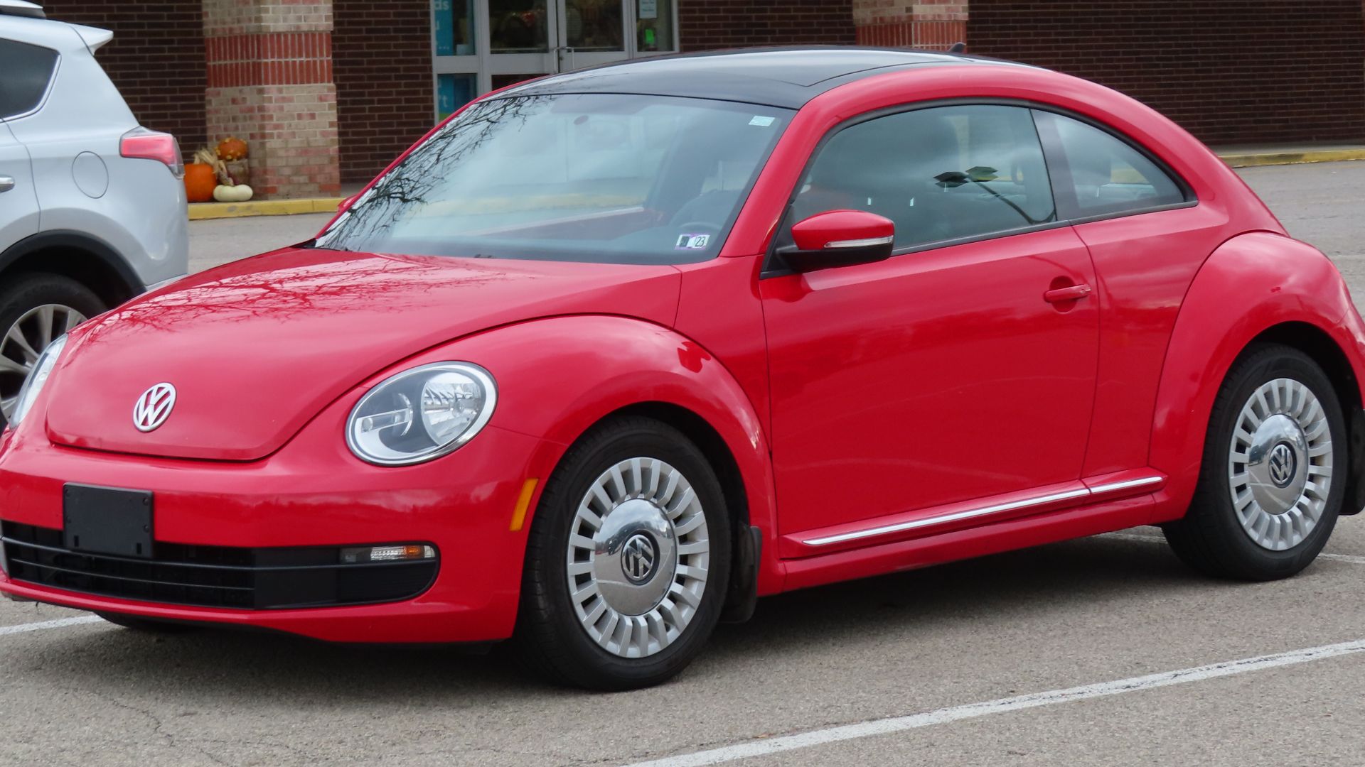 2013 Volkswagen Beetle 2.5L photographed in New Castle, Pennsylvania. Finished in Tornado Red.