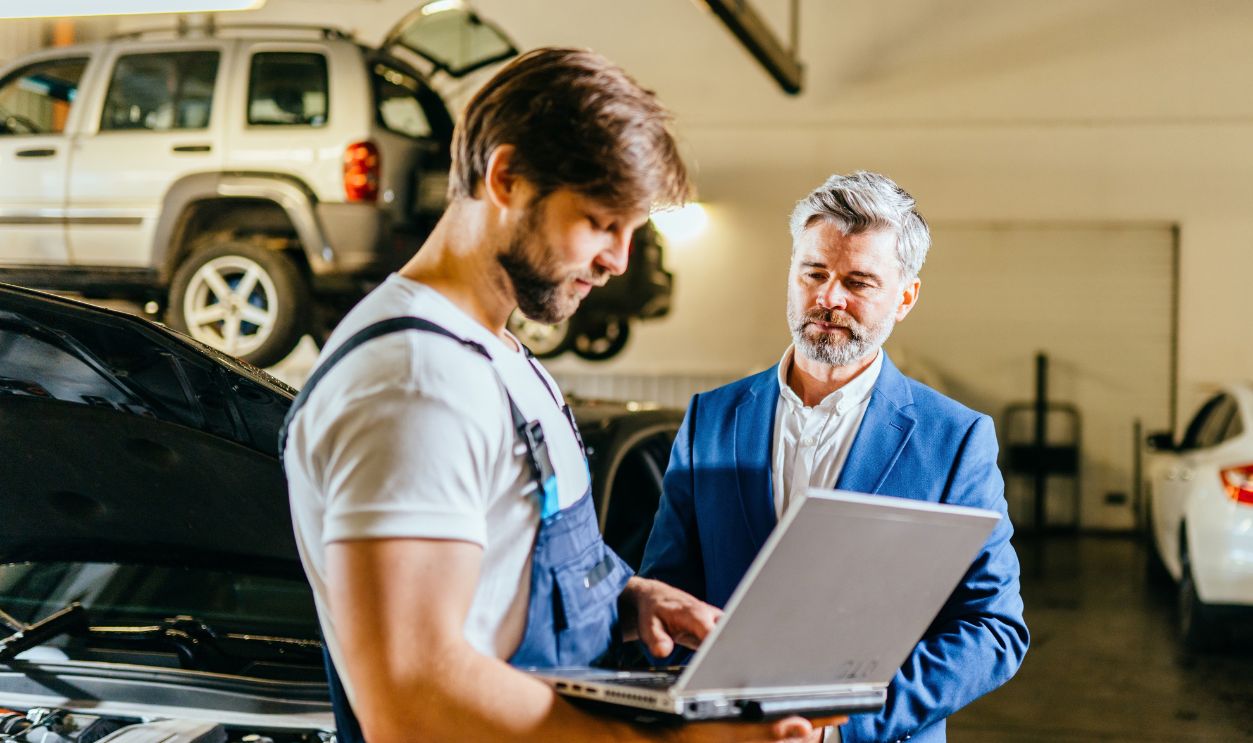 Car mechanic