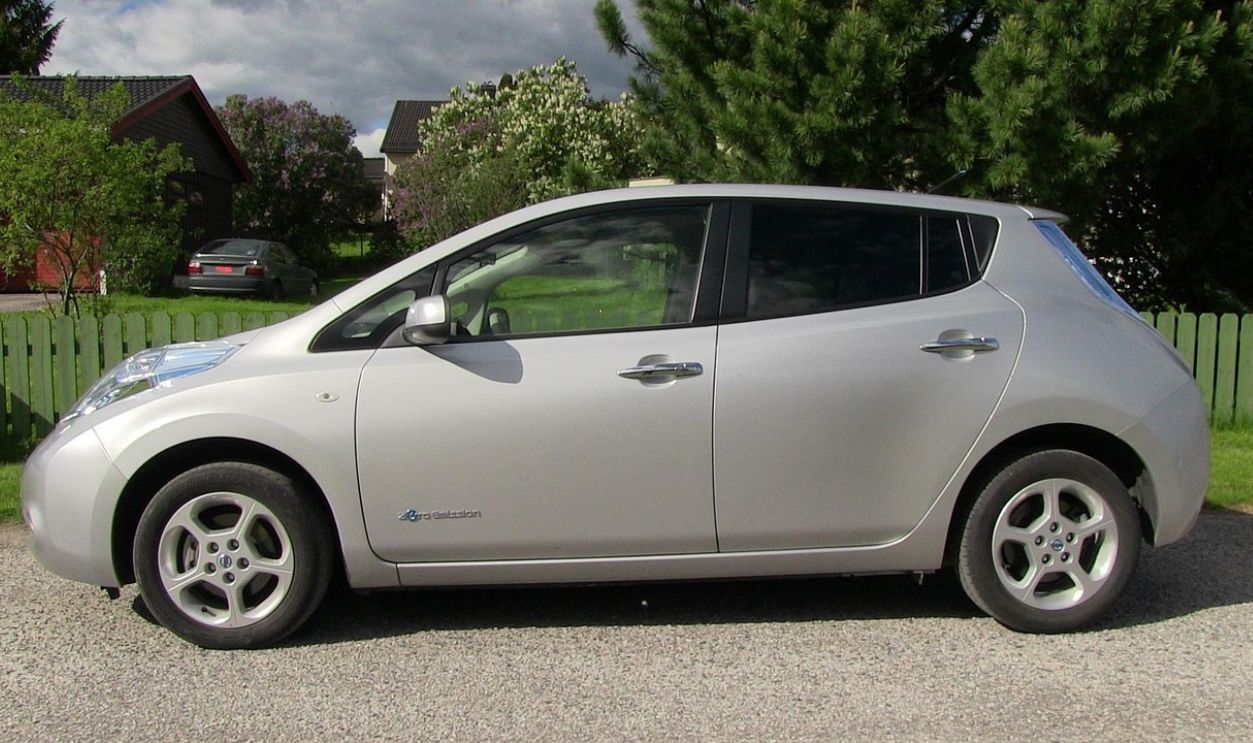 Nissan Leaf exterior