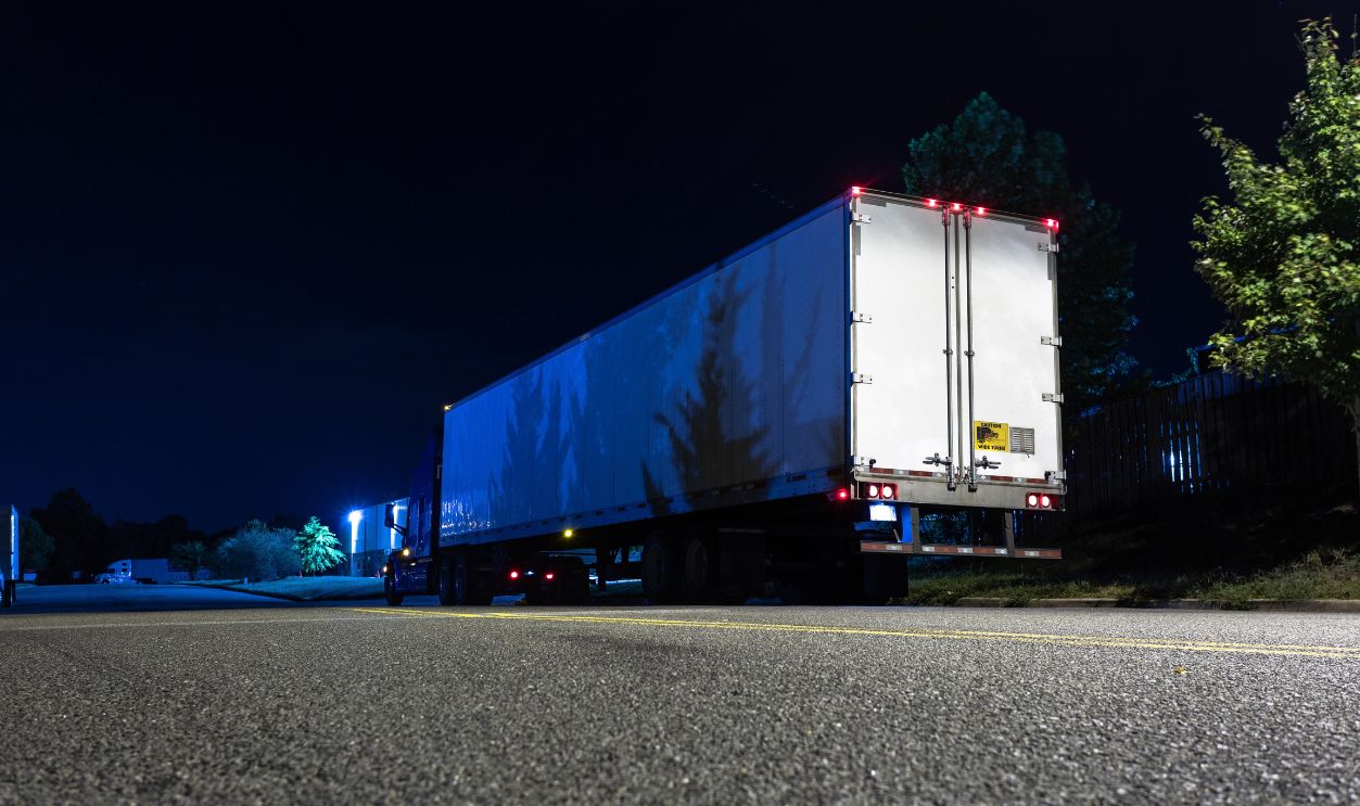 10.12.2019 Chicago Illinois, Freight truck industry. Dry Van and trailer on the delivery