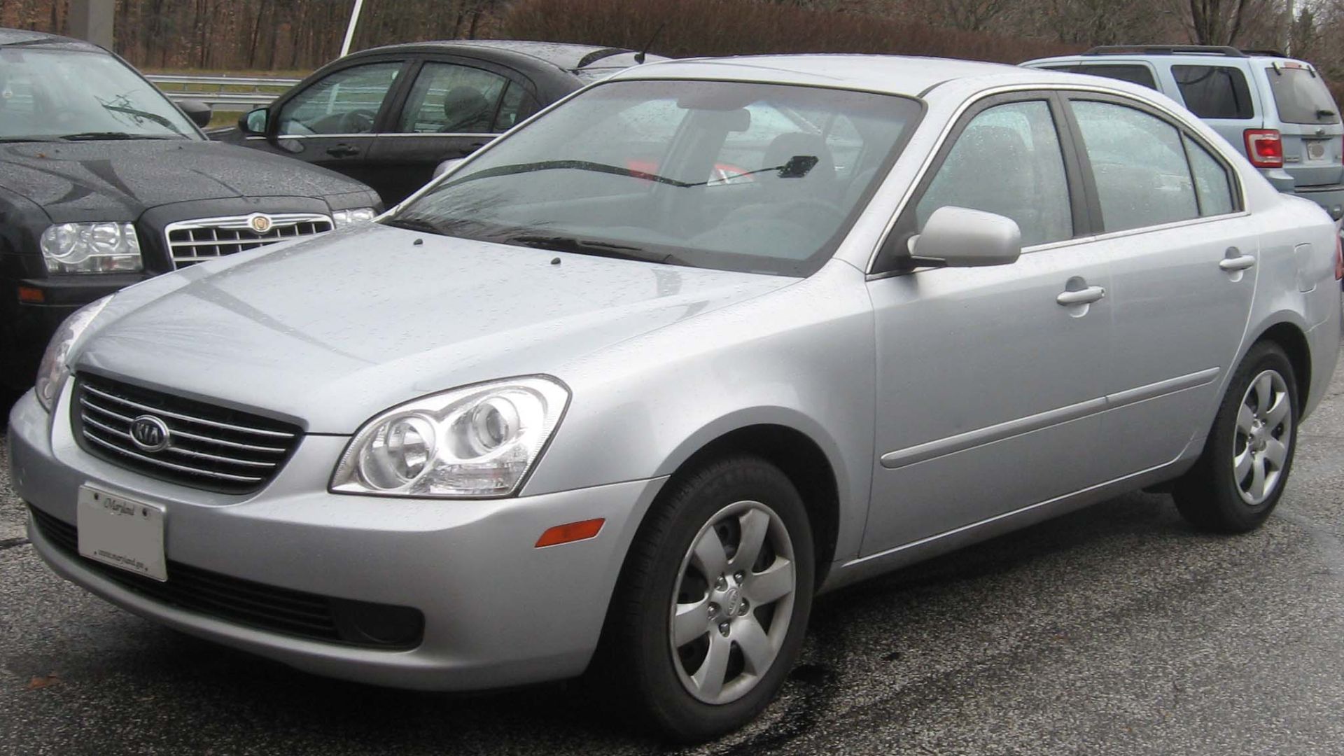 2006-2008 Kia Optima LX photographed in Fort Washington, Maryland, USA.