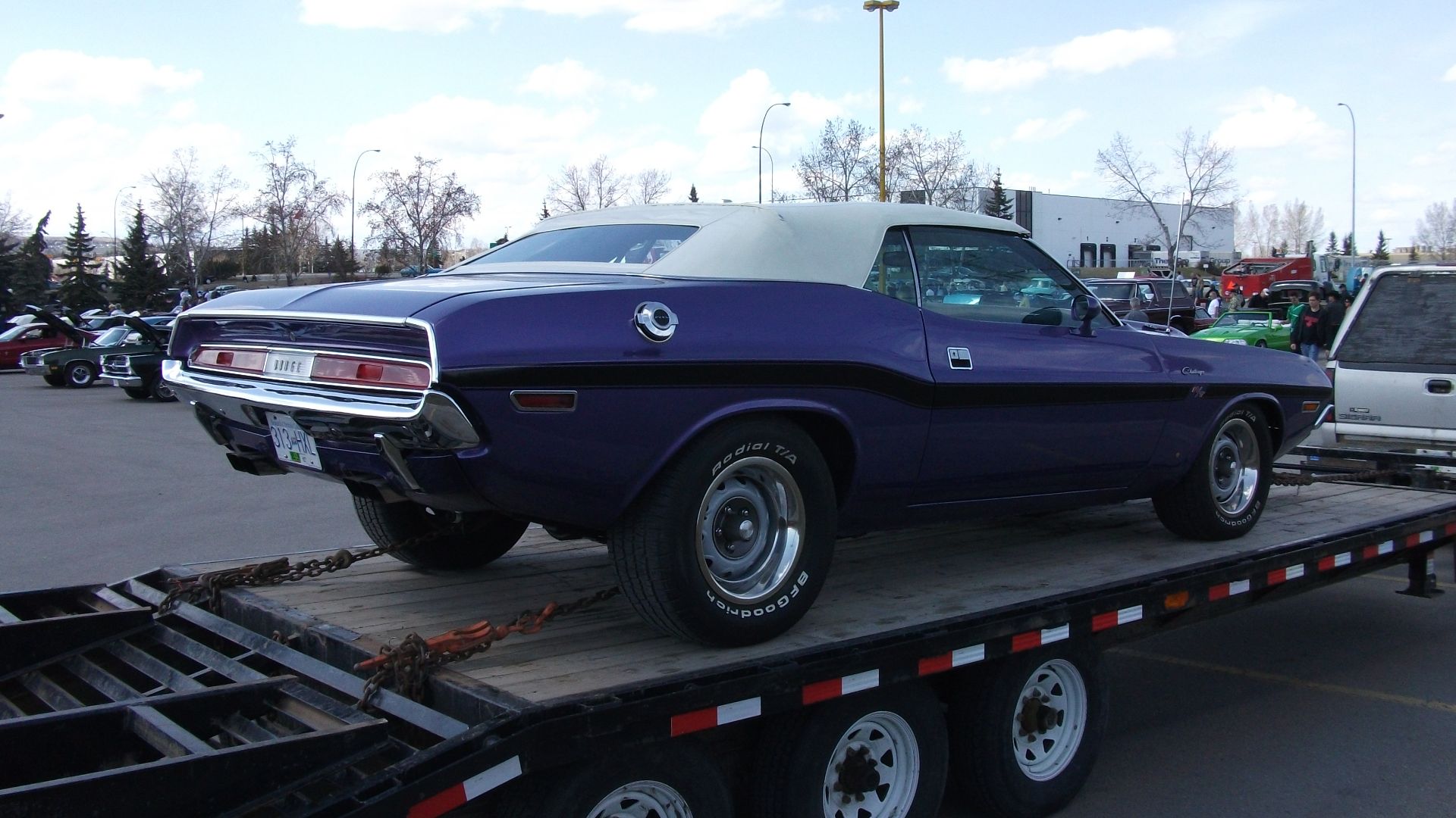 Dodge Challenger RT Hemi