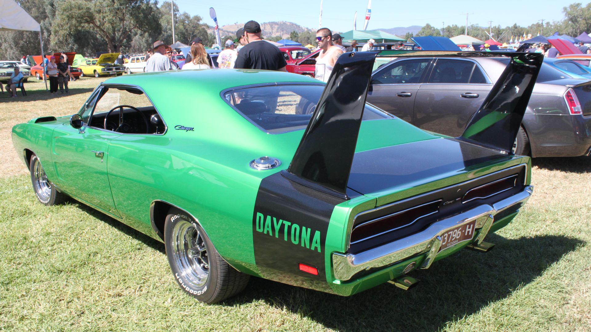Chryslers on the Murray 2015