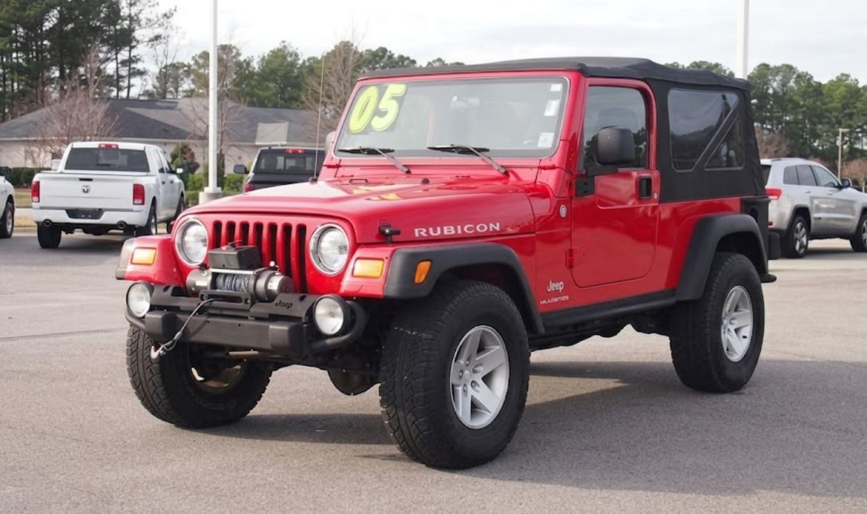 Jeep LJ with optional Mopar Off-Road package