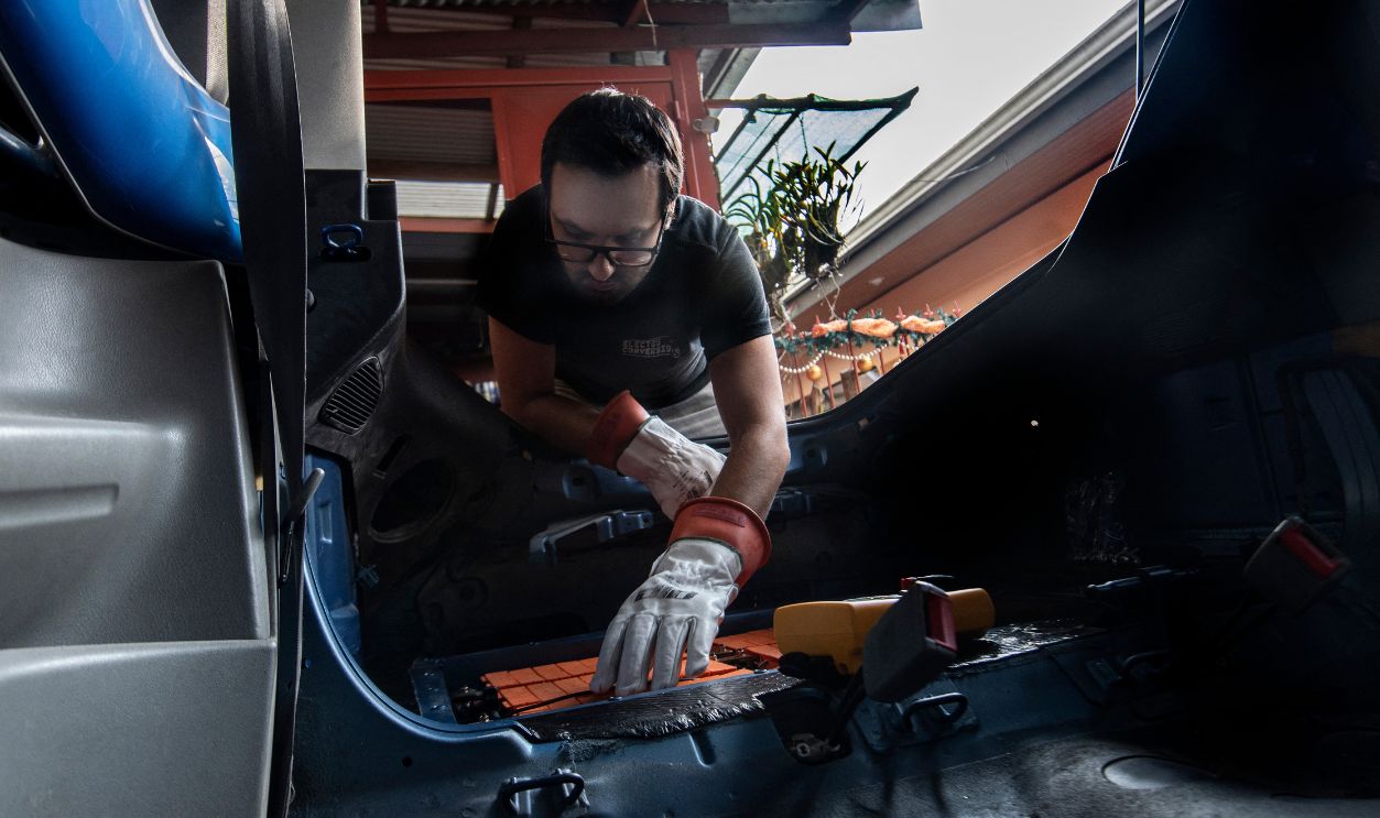 Hybrid Battery	1965656281