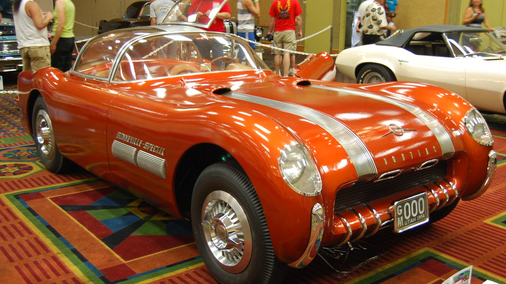 File:1954 Pontiac Bonneville Special.jpg
