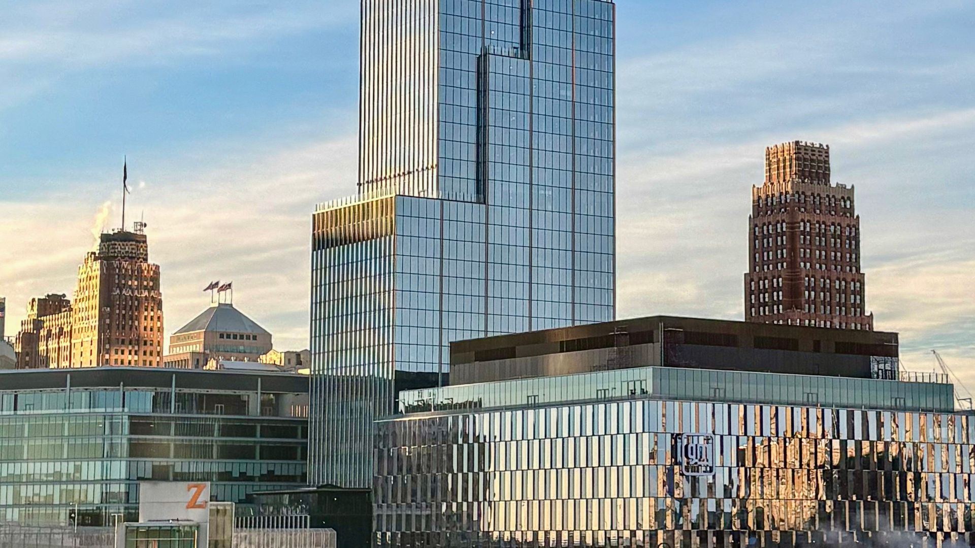 File:Hudson’s Detroit Building 2026-01-01.jpg