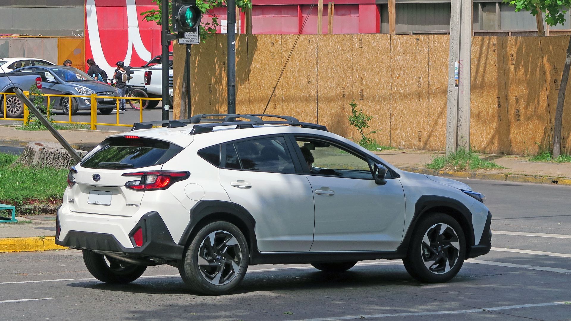 File:Subaru Crosstrek Touring 2025 (54942755976).jpg