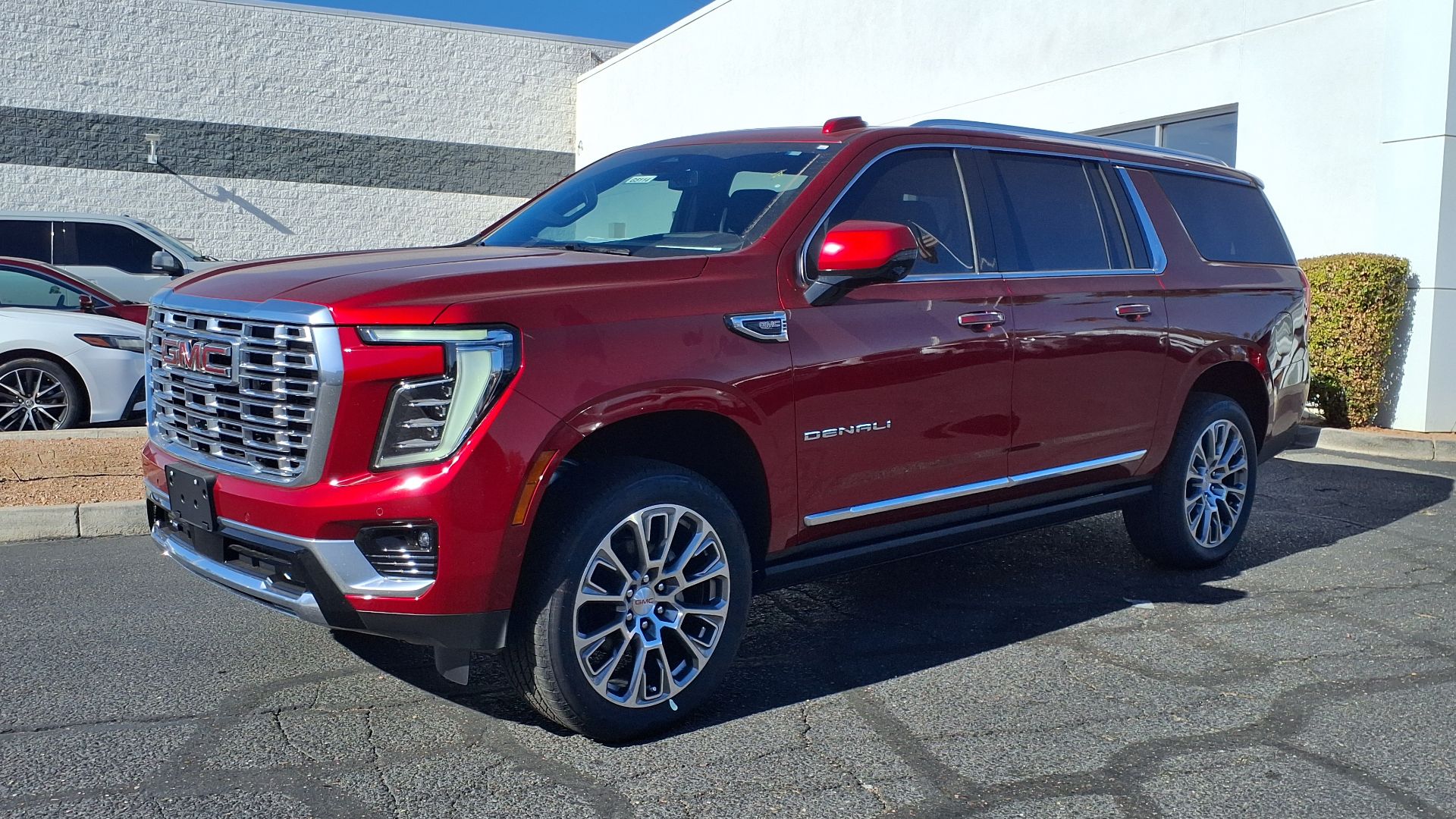 File:25 GMC Yukon XL Denali.jpg