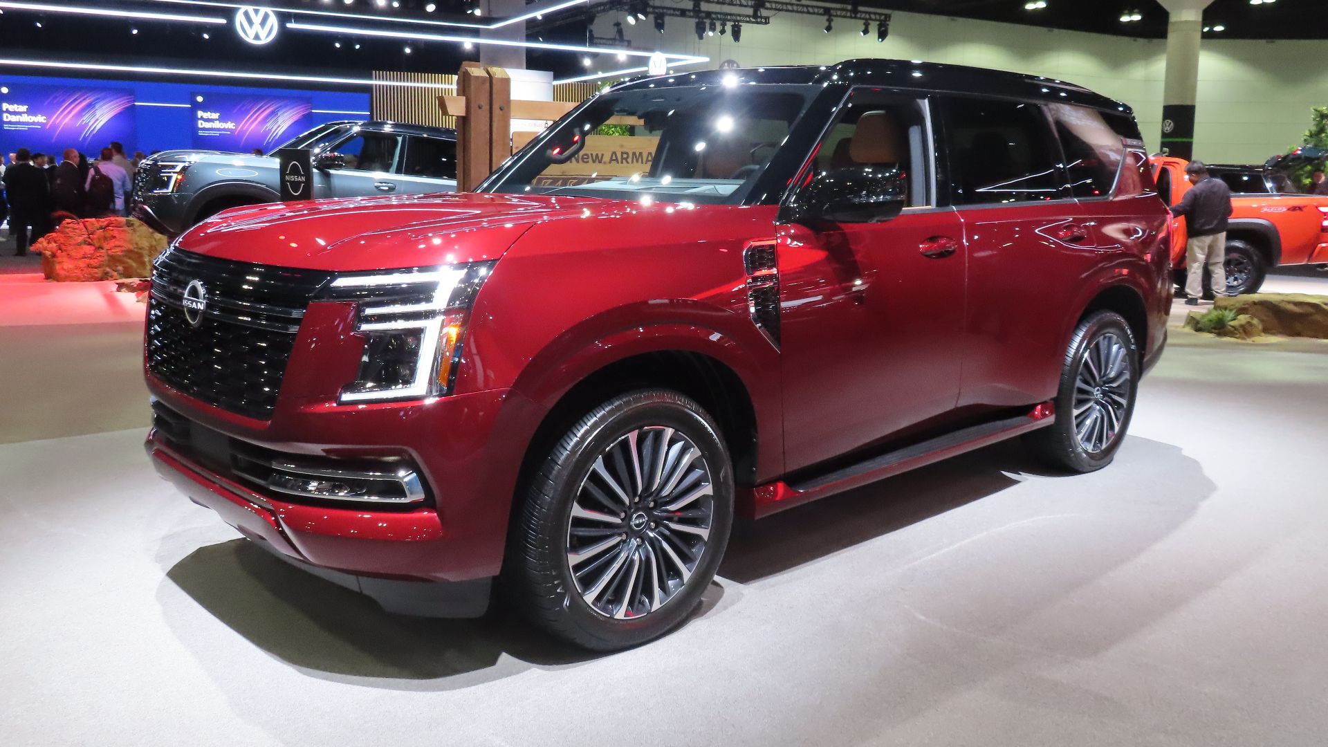 File:25 Nissan Armada Platinum Reserve.jpg