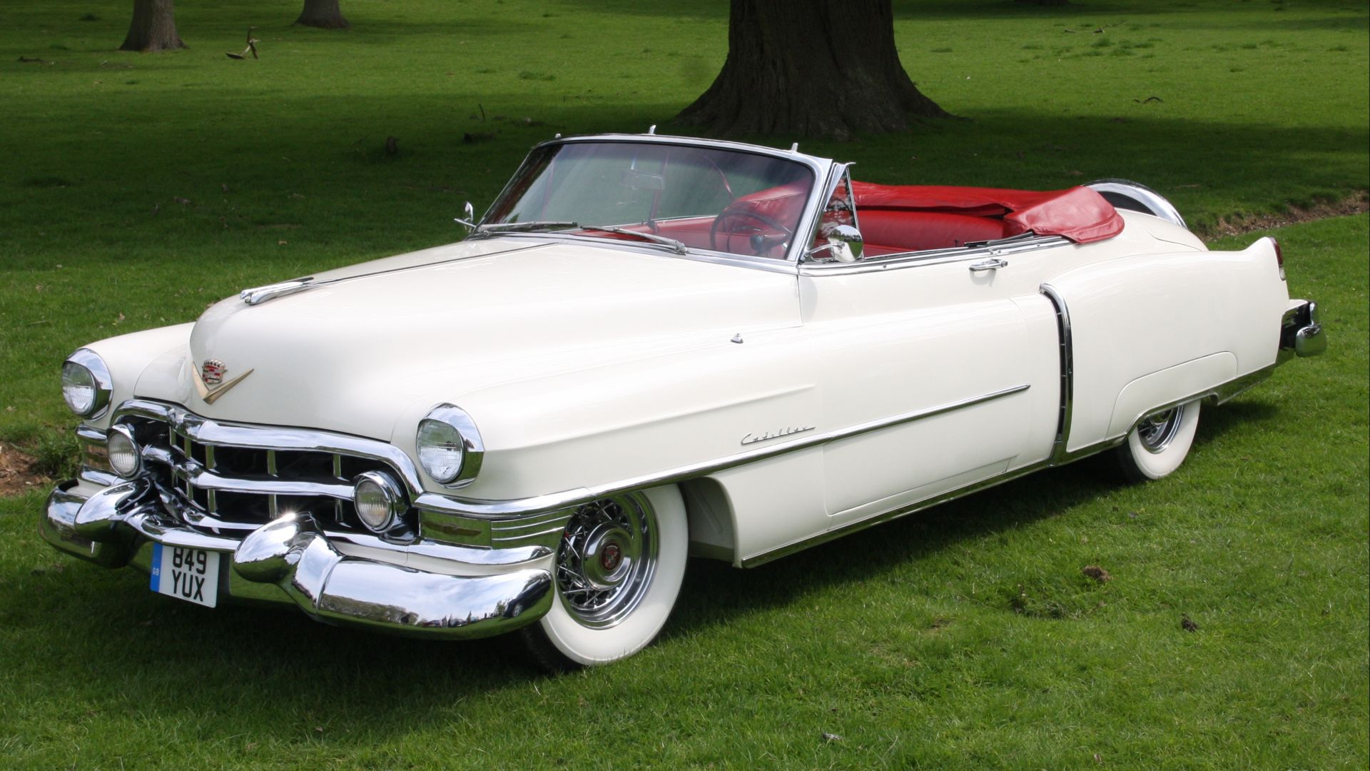 File:Cadillac Fleetwood 60 Special cabriolet manufactured 1952 5424cc.JPG