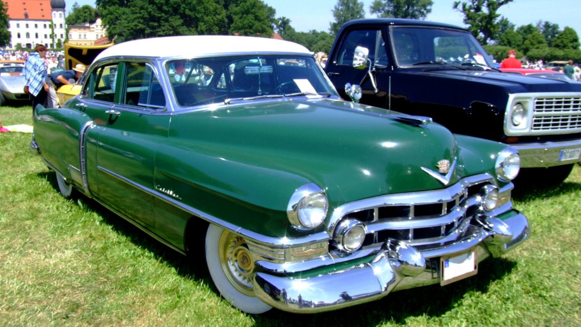 File:Cadillac Fleetwood 60Special 1952.JPG