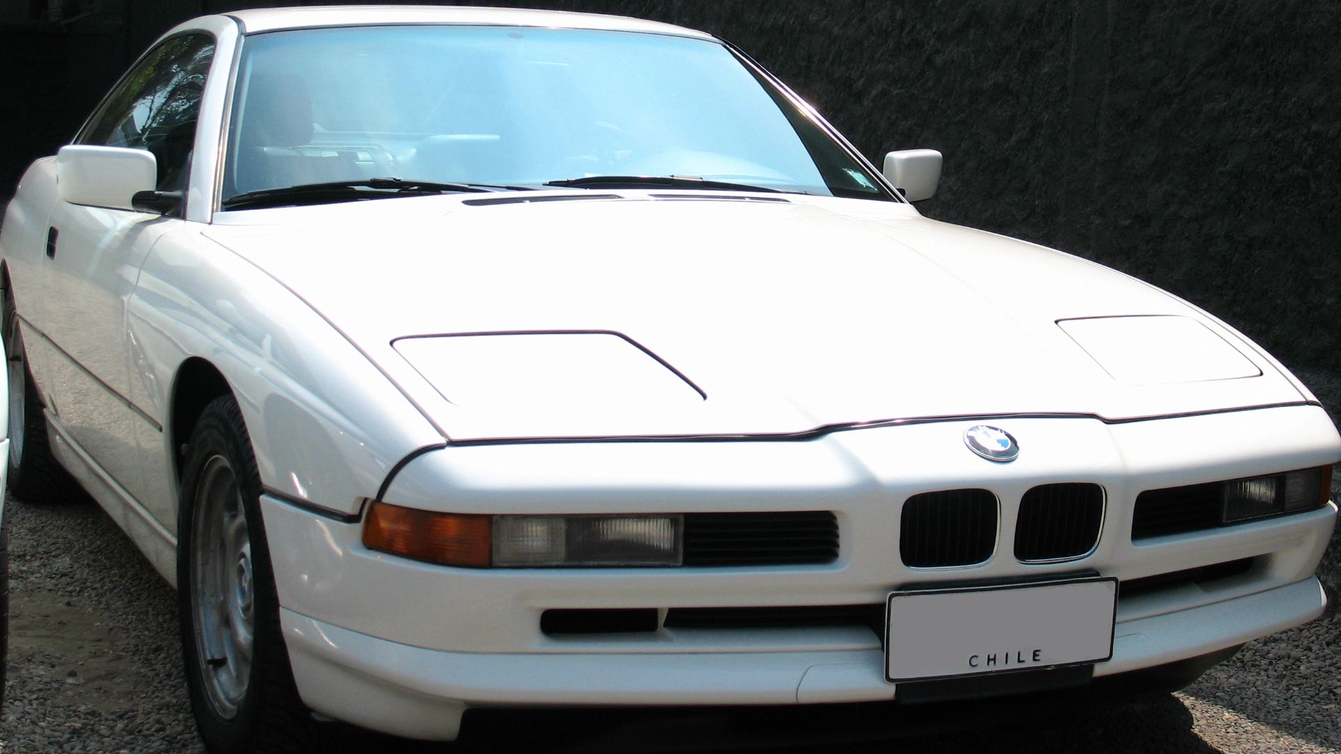 File:BMW 850i 1991 (15598895220).jpg