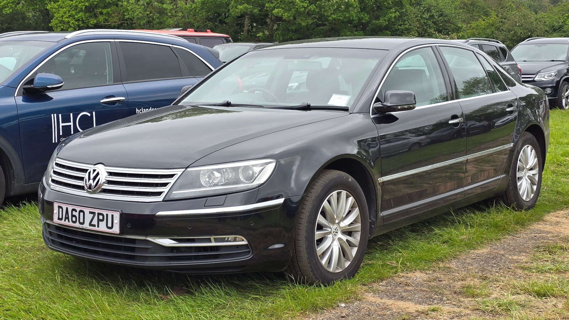 File:2011 Volkswagen Phaeton V6 TDi 4Motion Auto.jpg