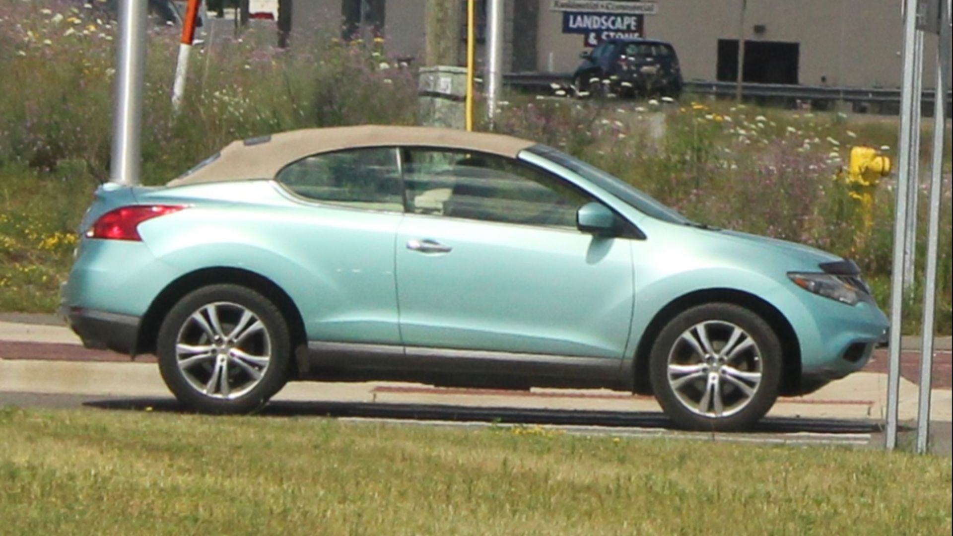 File:Nissan Murano CrossCabriolet.jpg