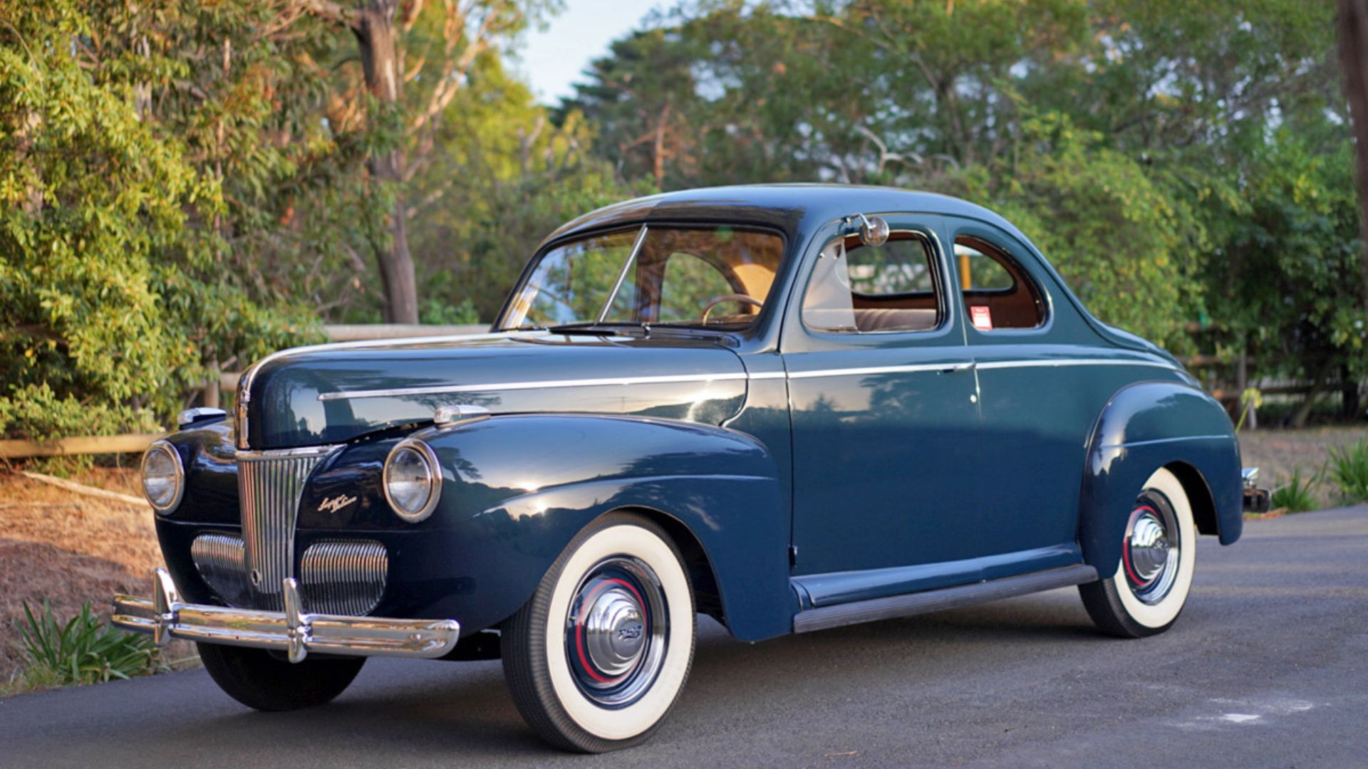 File:1941 Ford Super Deluxe.jpg