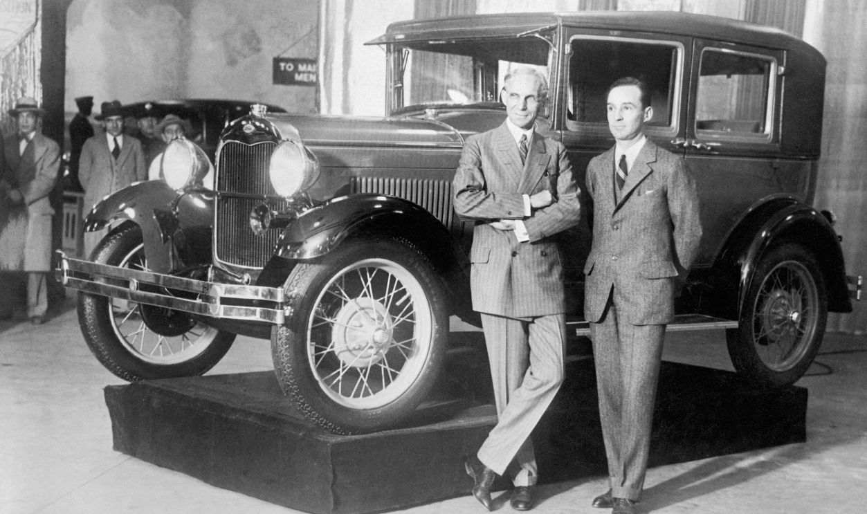 Henry Ford And His Son Edsel In Front Of Their New Model In New York In 1927-1933