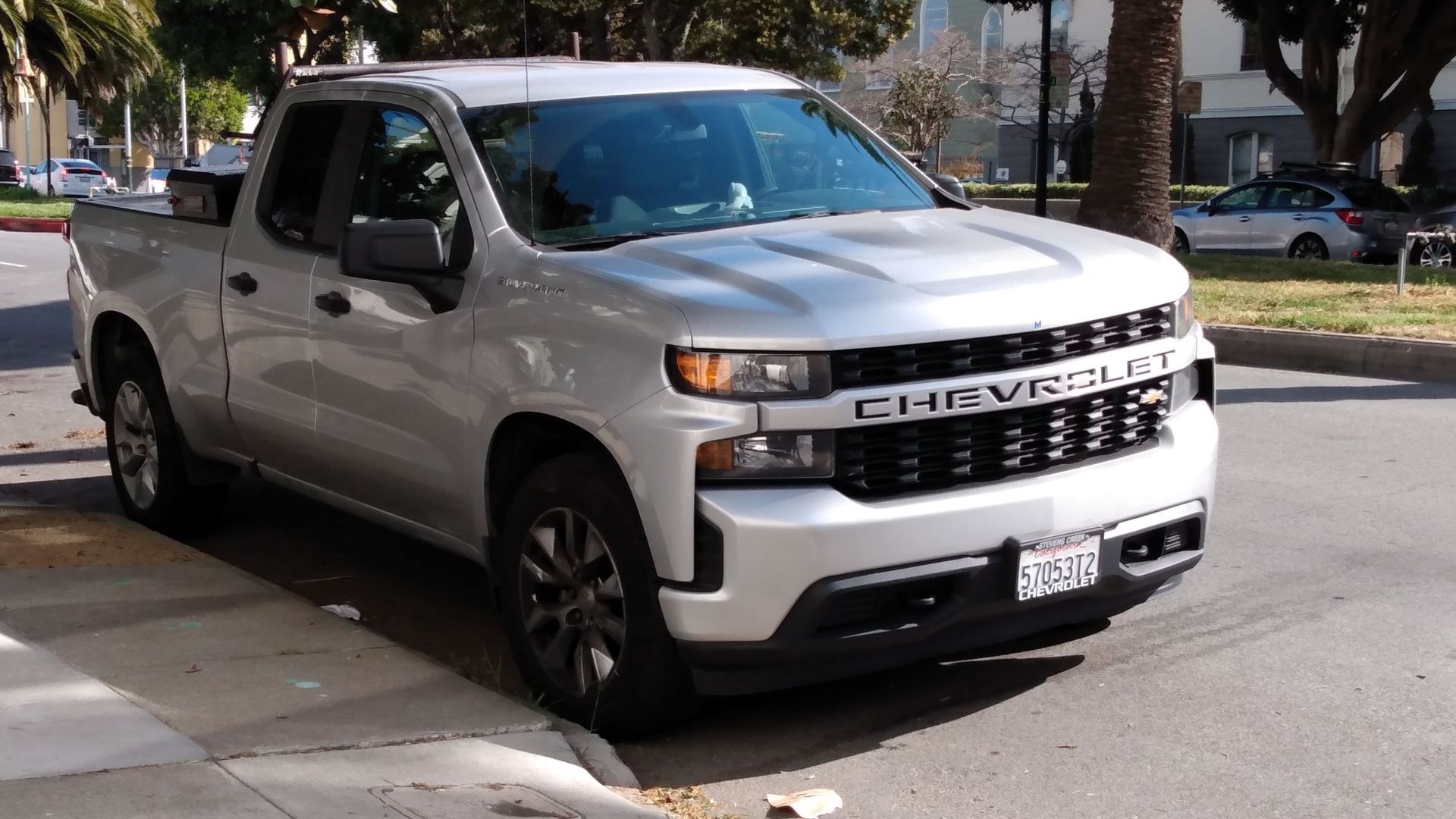 File:2020 Chevrolet Silverado 1500 Custom.jpg