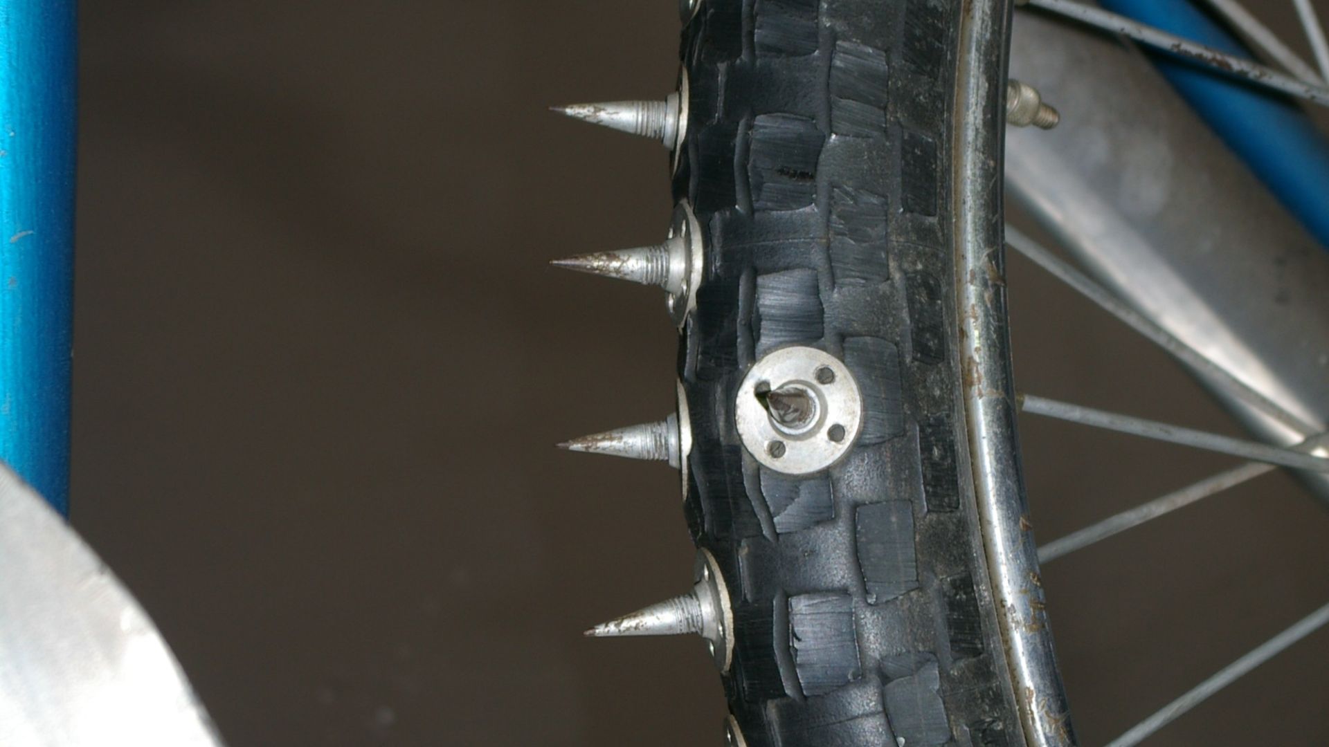 File:Spikes-Rennmotorrad.jpg