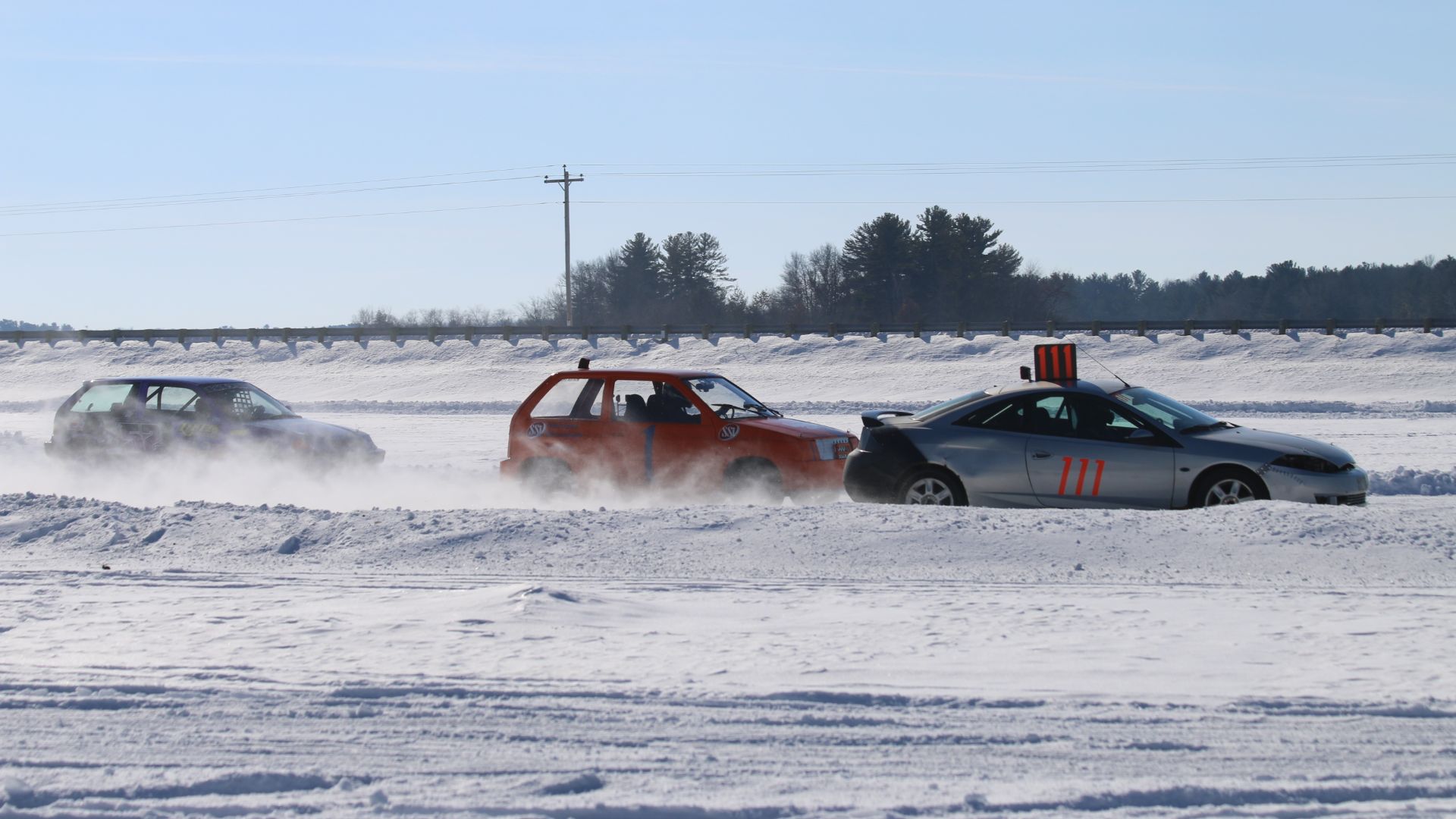 File:Lake DuBay Winter Thunder Ice Racing 2017 FWDS.jpg