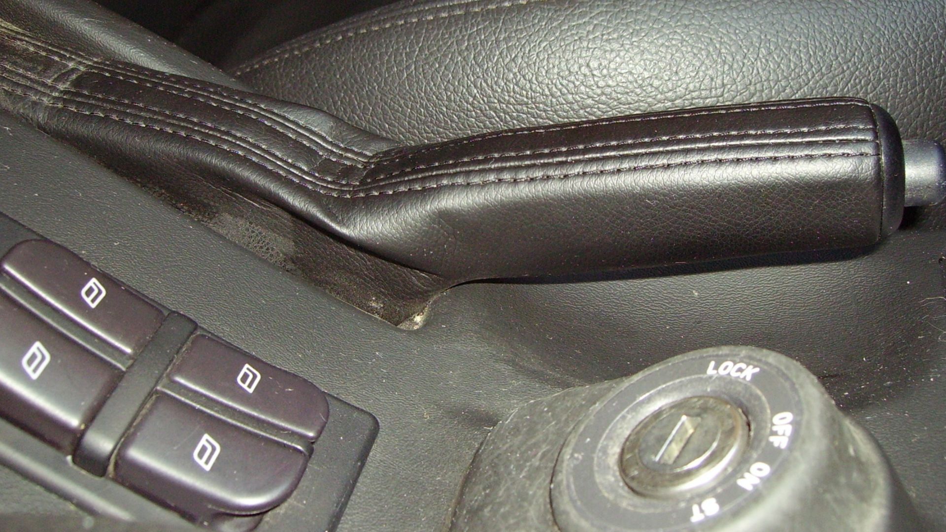 File:Handbrake lever.JPG