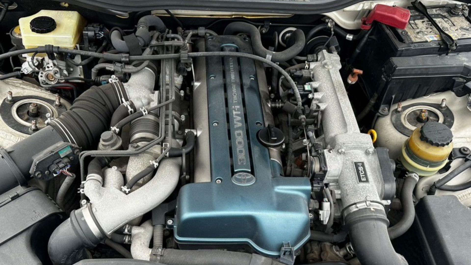 File:Aristo 2JZ-GTE.jpg