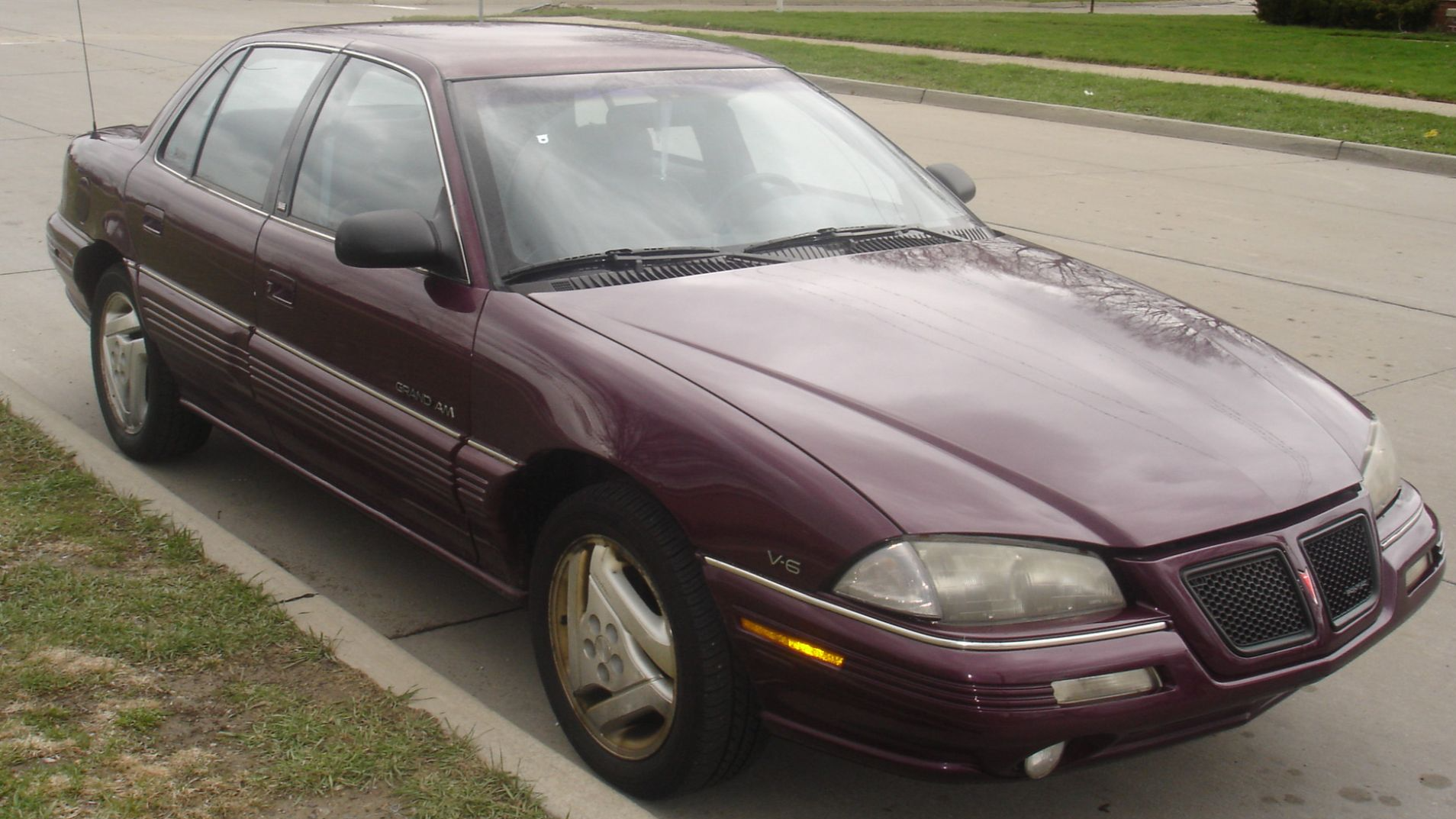 File:Pontiac Grand Am - 1993.jpg