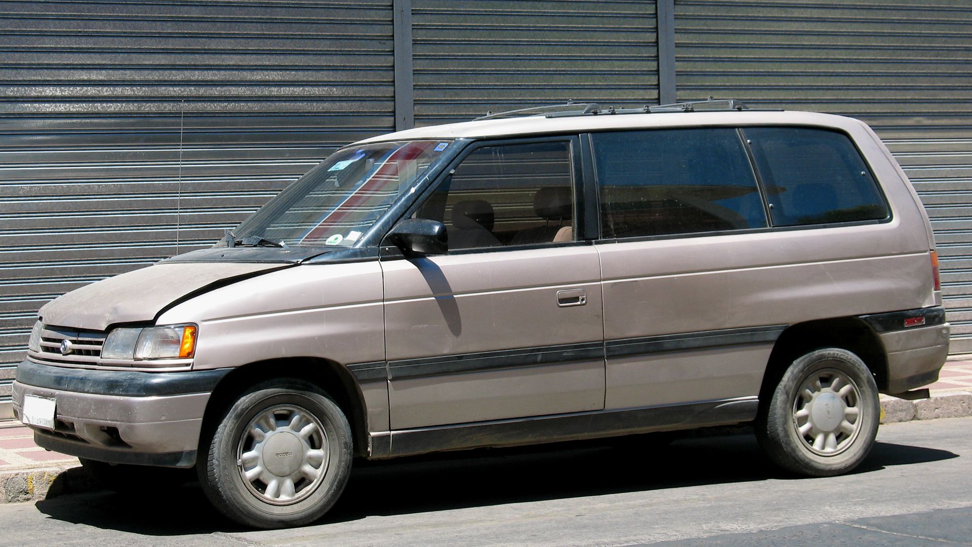 File:Mazda MPV V6 4WD 1990 (49736562012).jpg