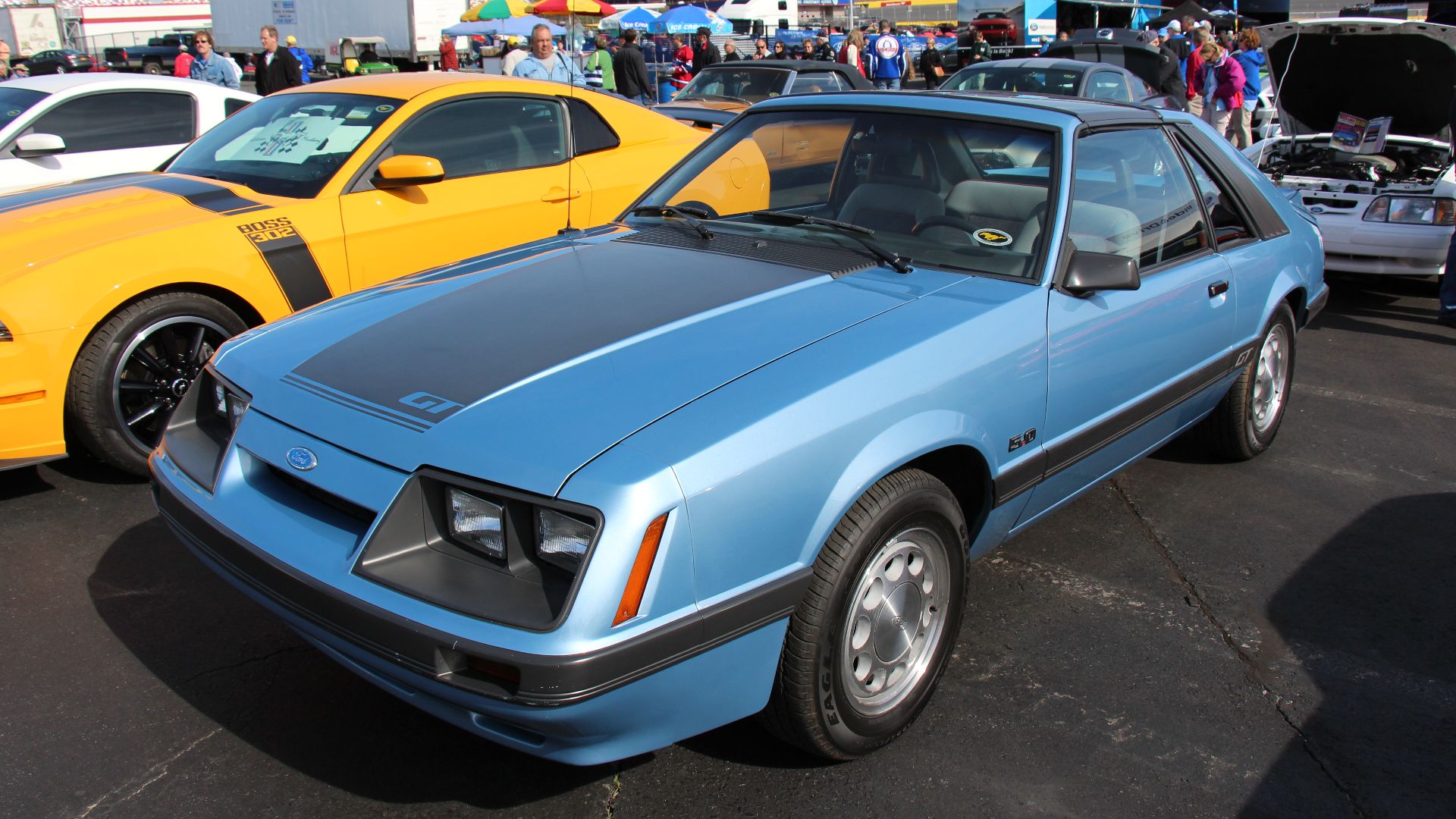 File:1985 Ford Mustang GT Hatchback (14209793880).jpg