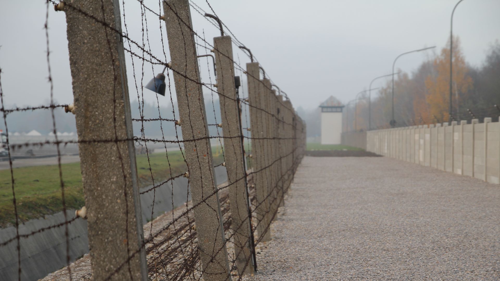 File:KZ Dachau Zaun IMG 0455.JPG