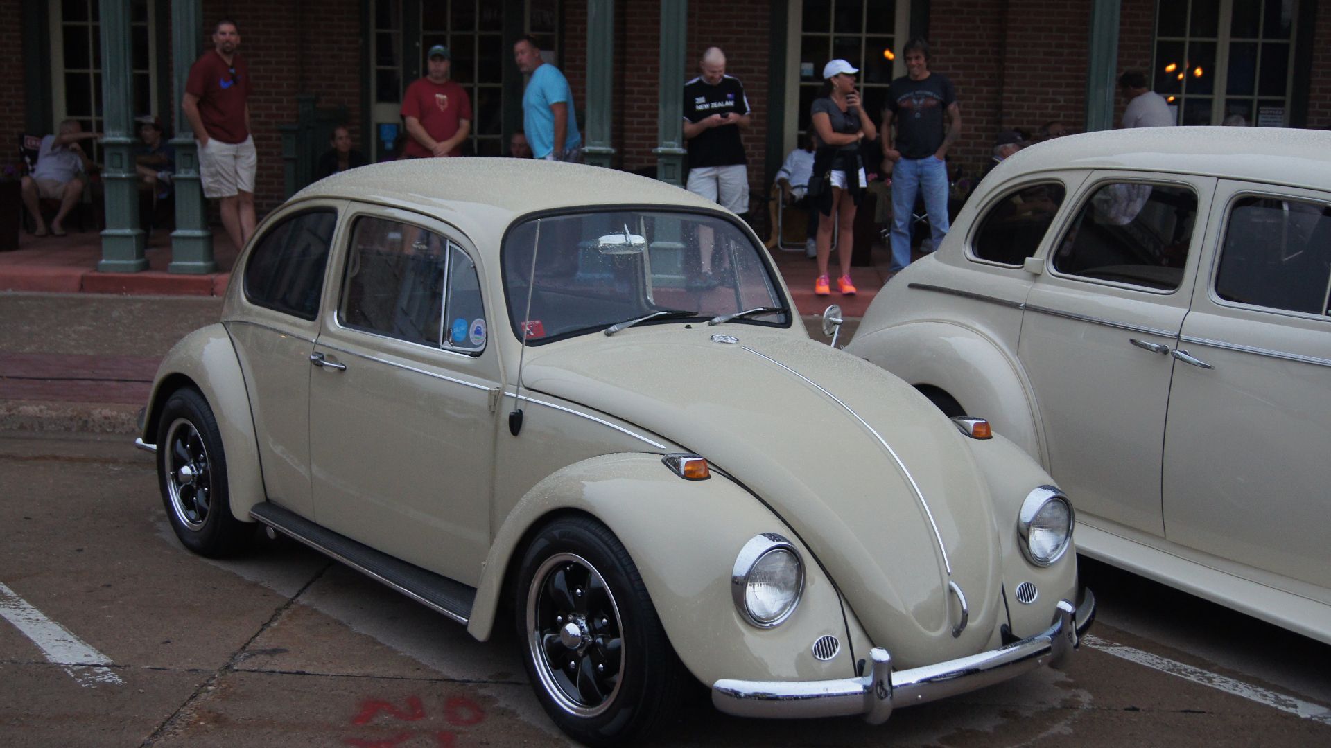 File:1967 Volkswagen Beetle (15118014148).jpg