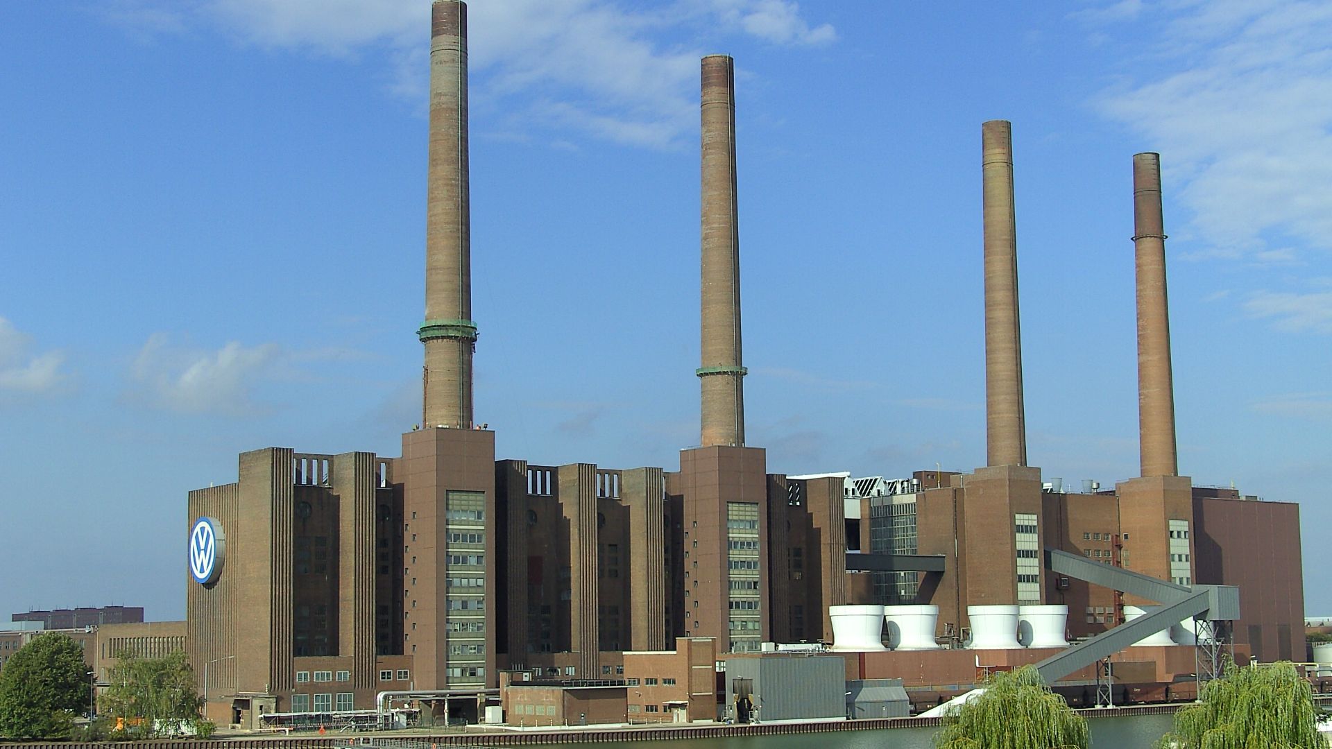 File:VW Wolfsburg.JPG