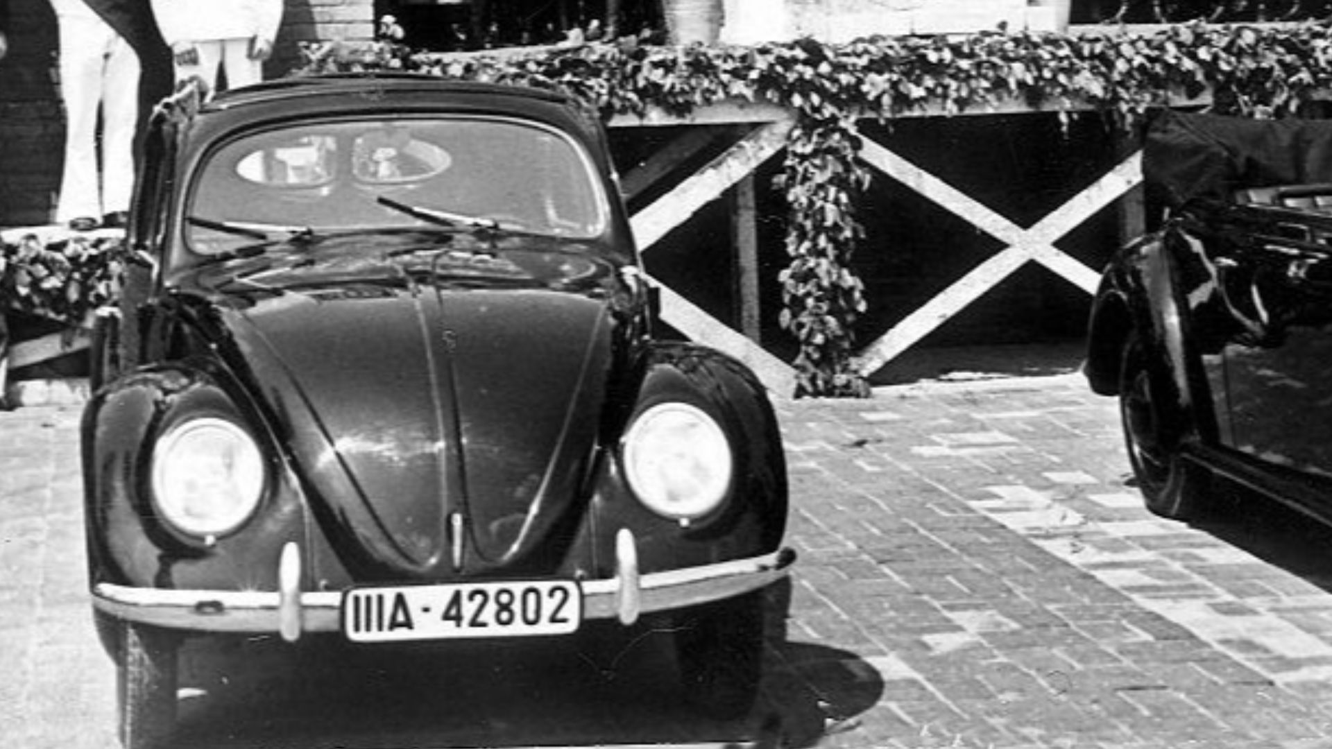 File:Laying the foundation stone at the Volkswagen factory.jpg