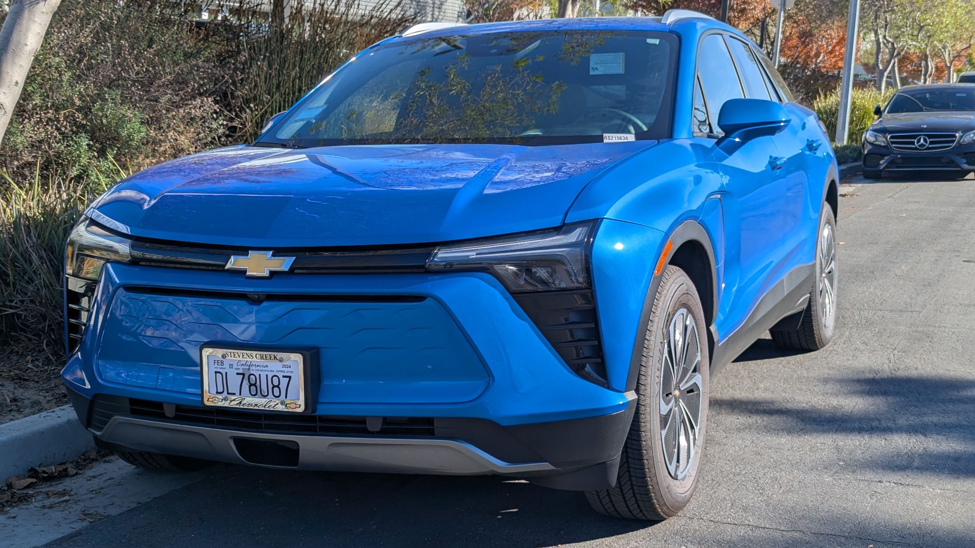 File:Chevrolet Blazer EV (LT, Riptide Blue) - front quarter left.jpg