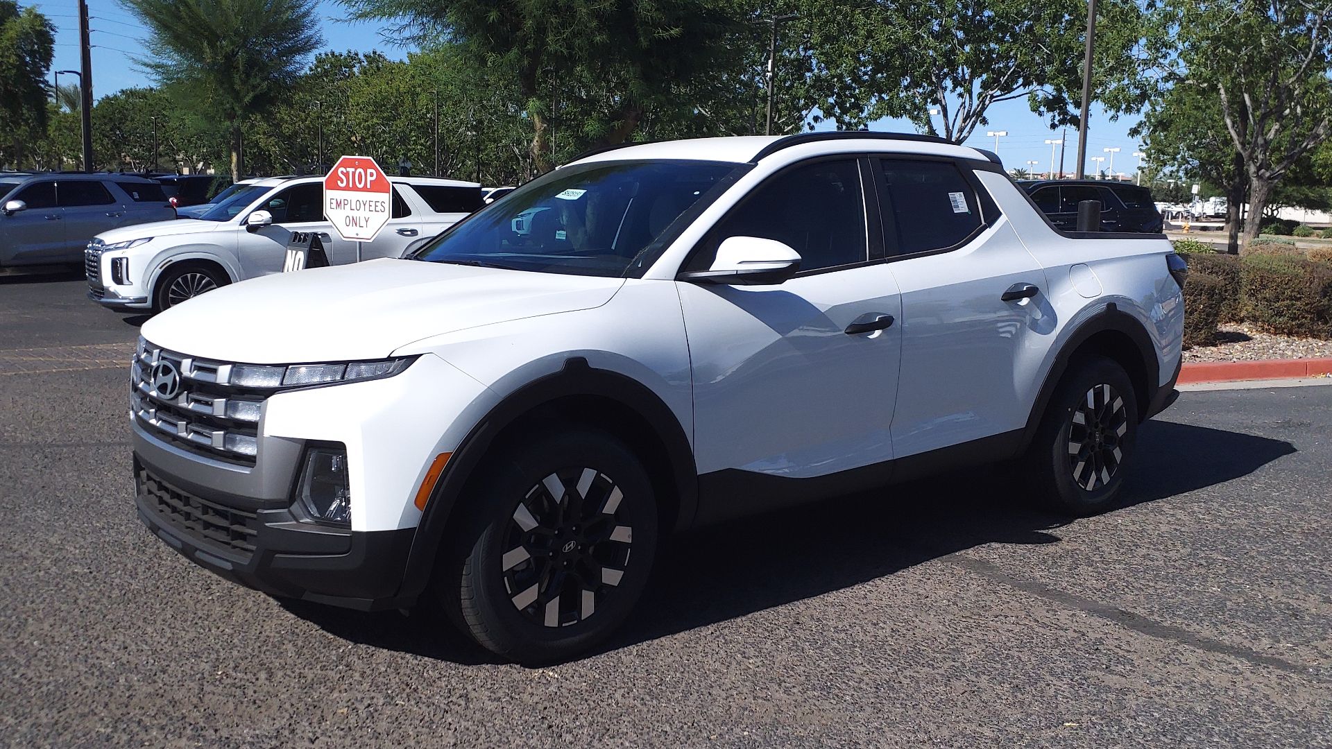 File:25 Hyundai Santa Cruz SEL.jpg