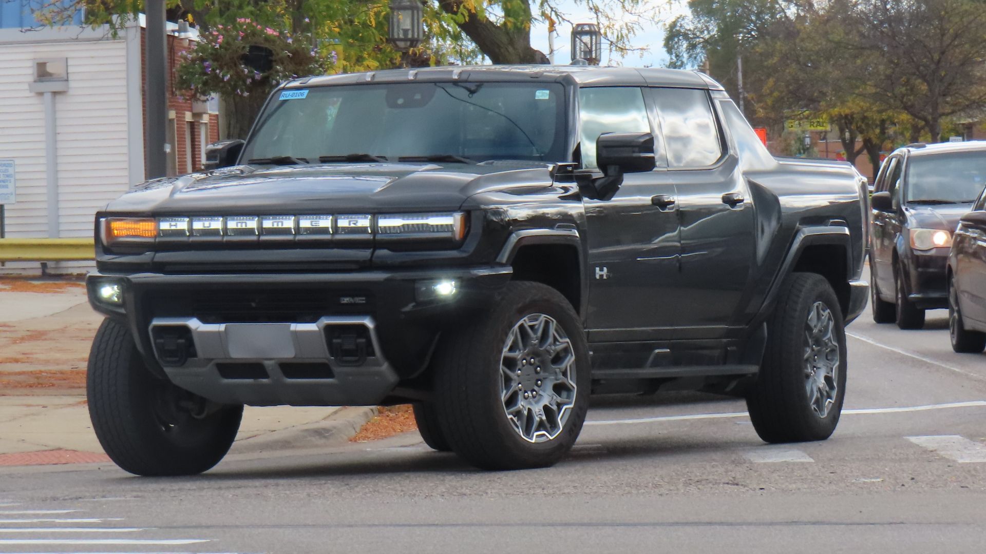 File:2022 GMC Hummer EV Truck (Black).jpg